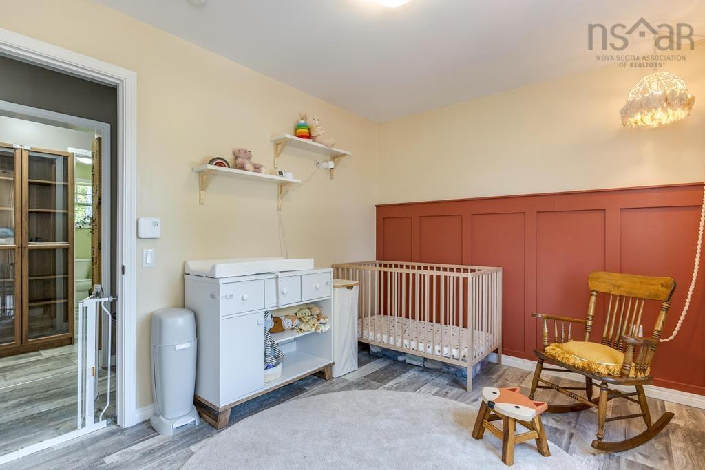 View image 18