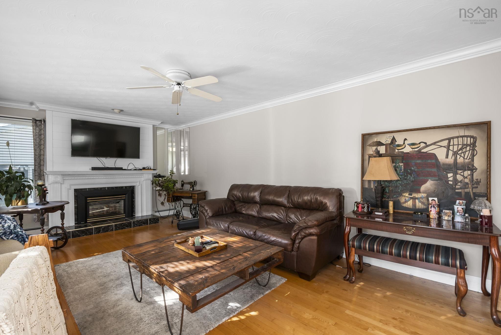 View image 19