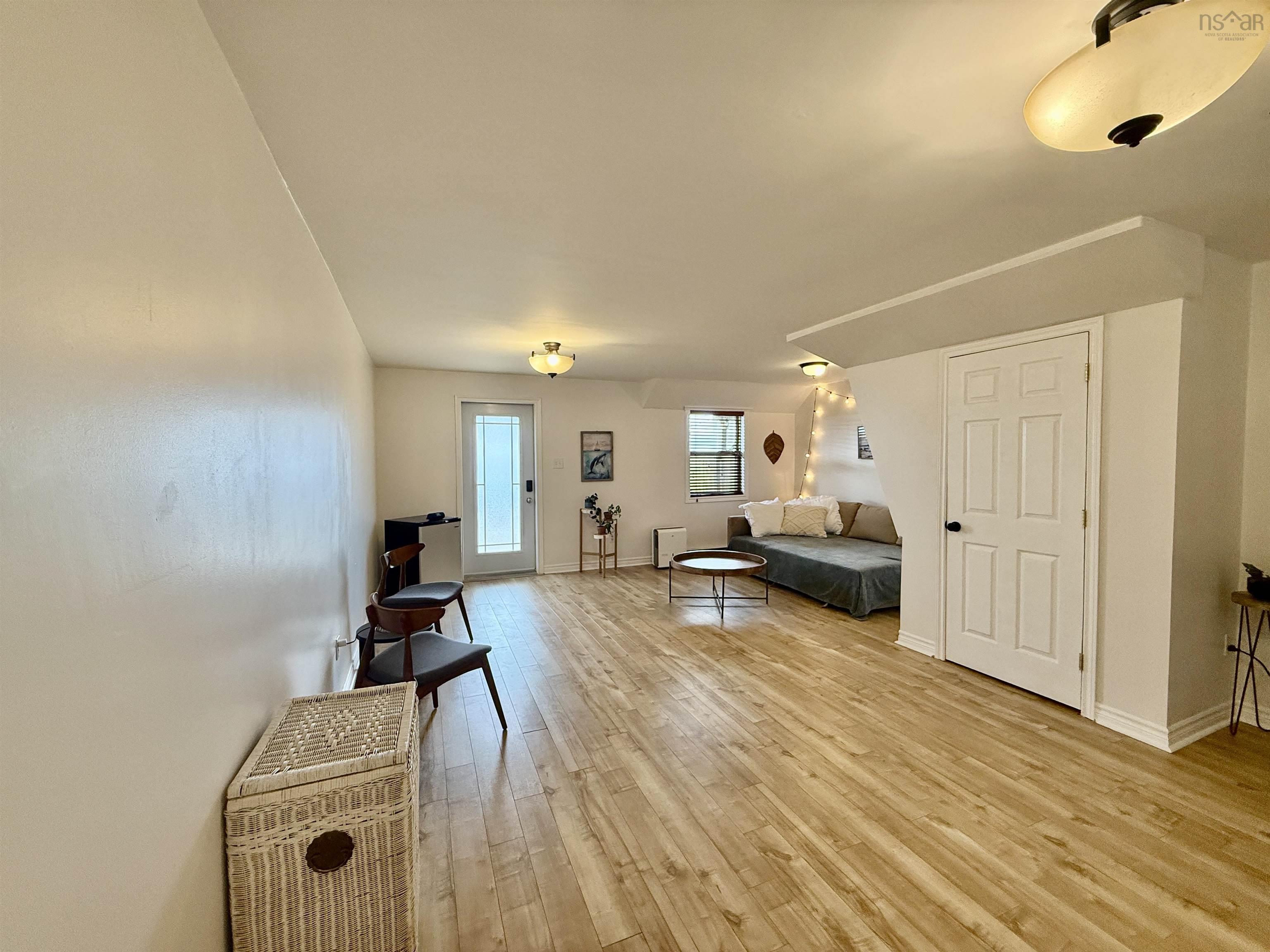View image 31