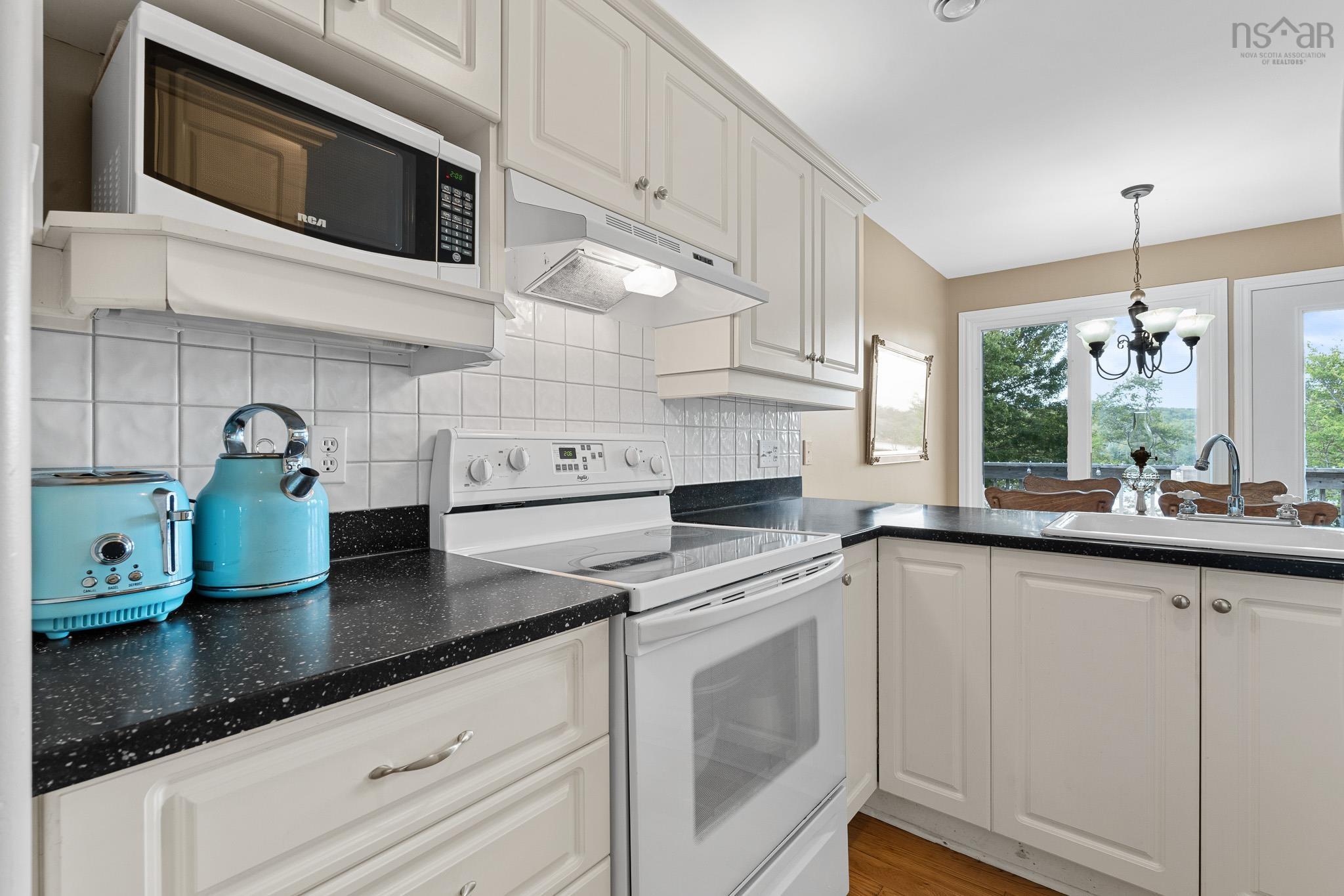 View image 18