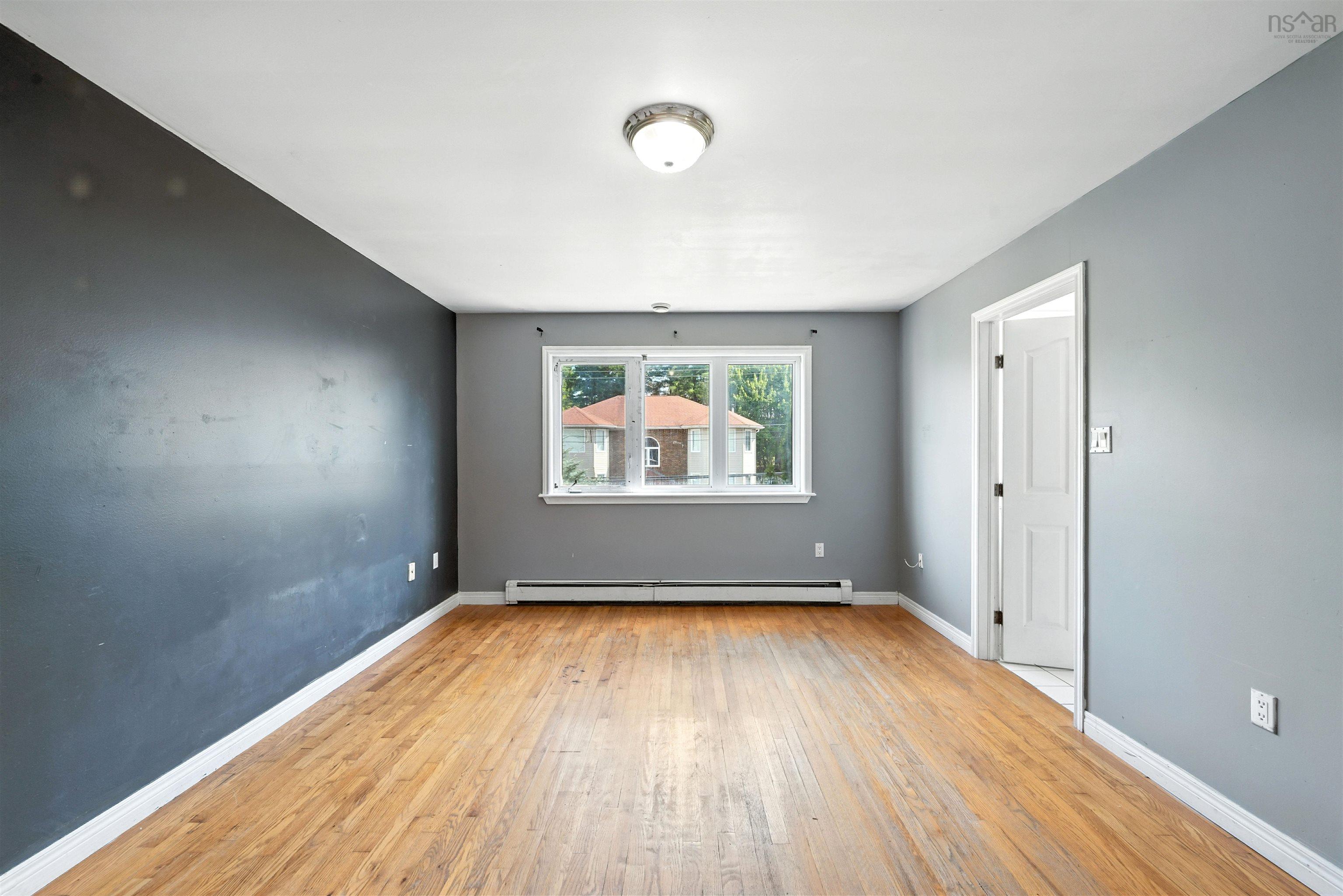 View image 12