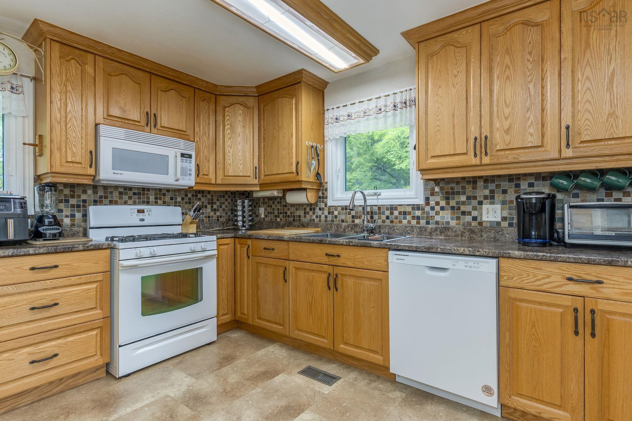 View image 12