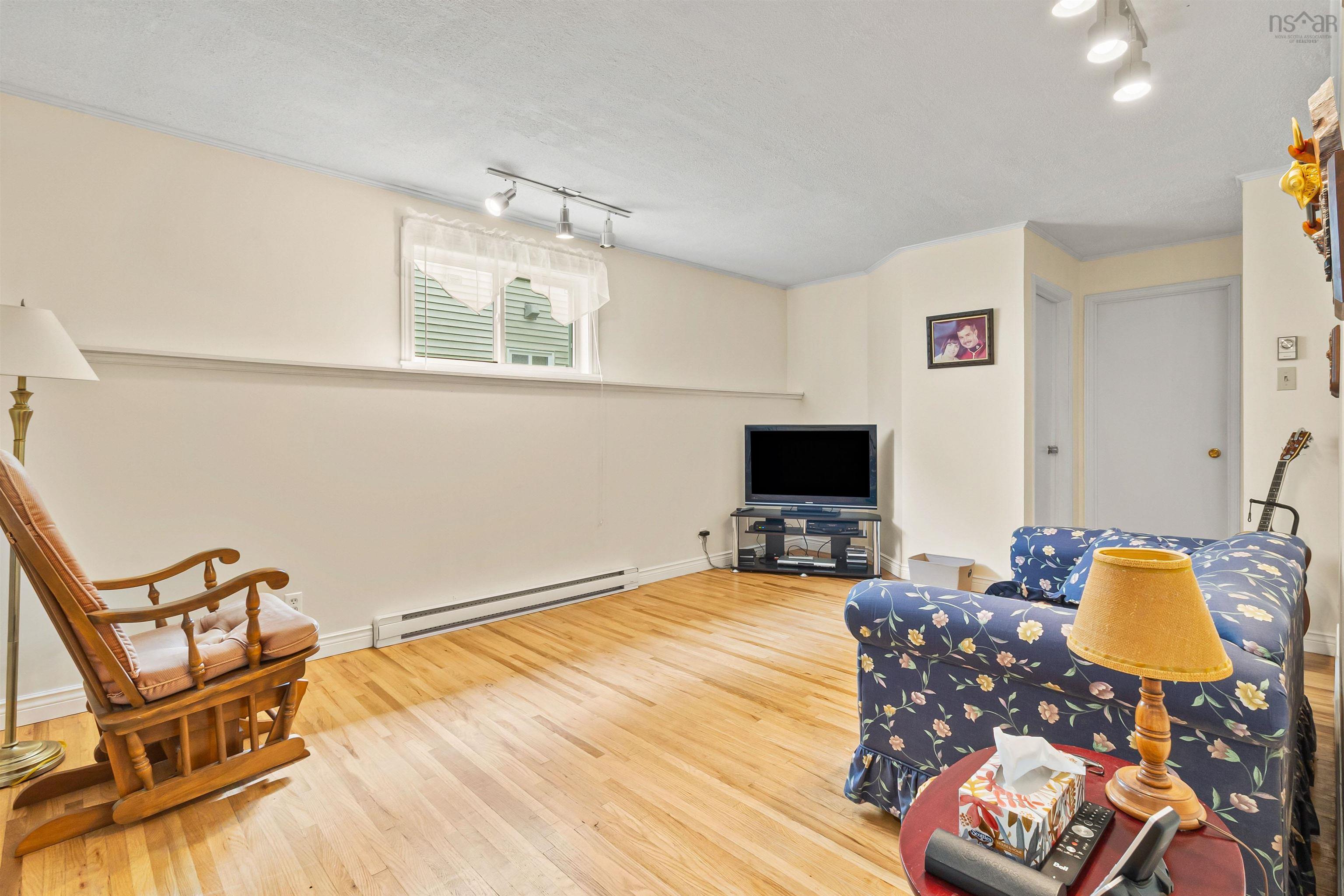View image 19