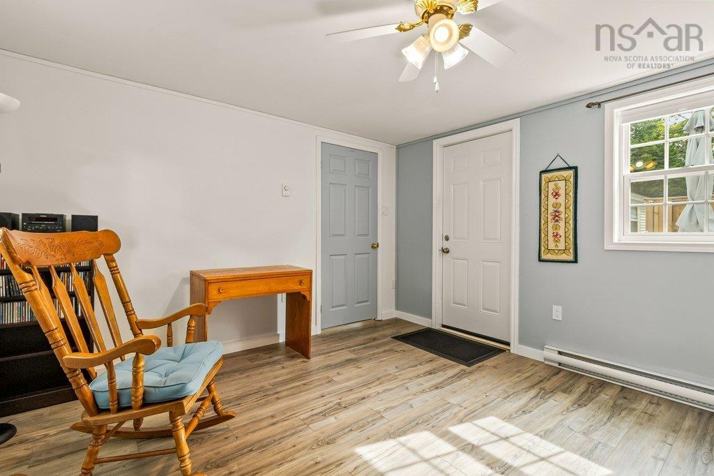 View image 18