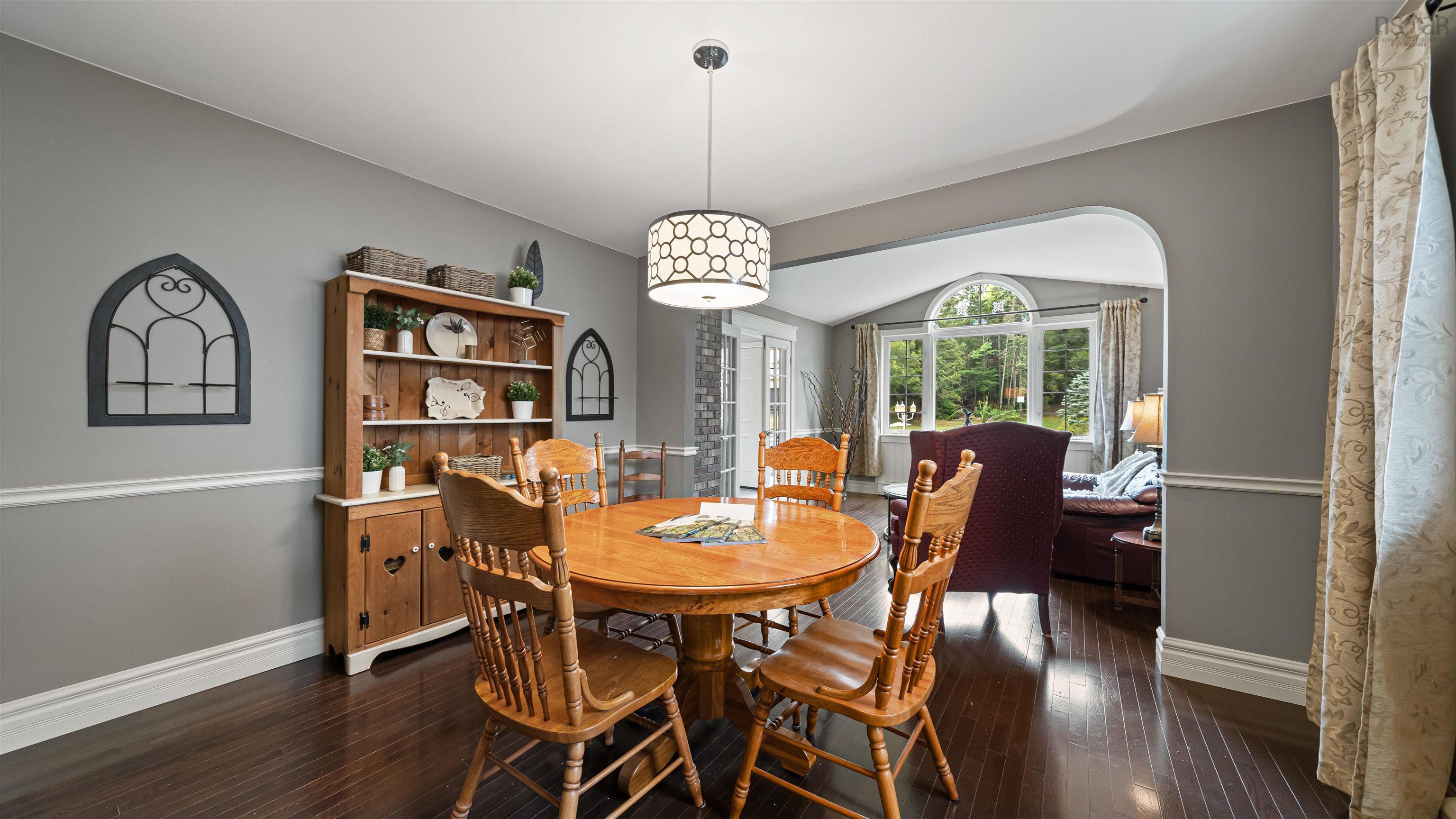 Thumbnail image for 17 Oakley Avenue MLS<sup>®</sup> 202522937