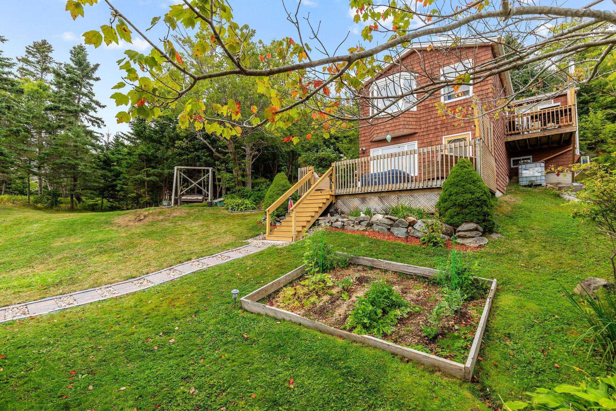 View image 18