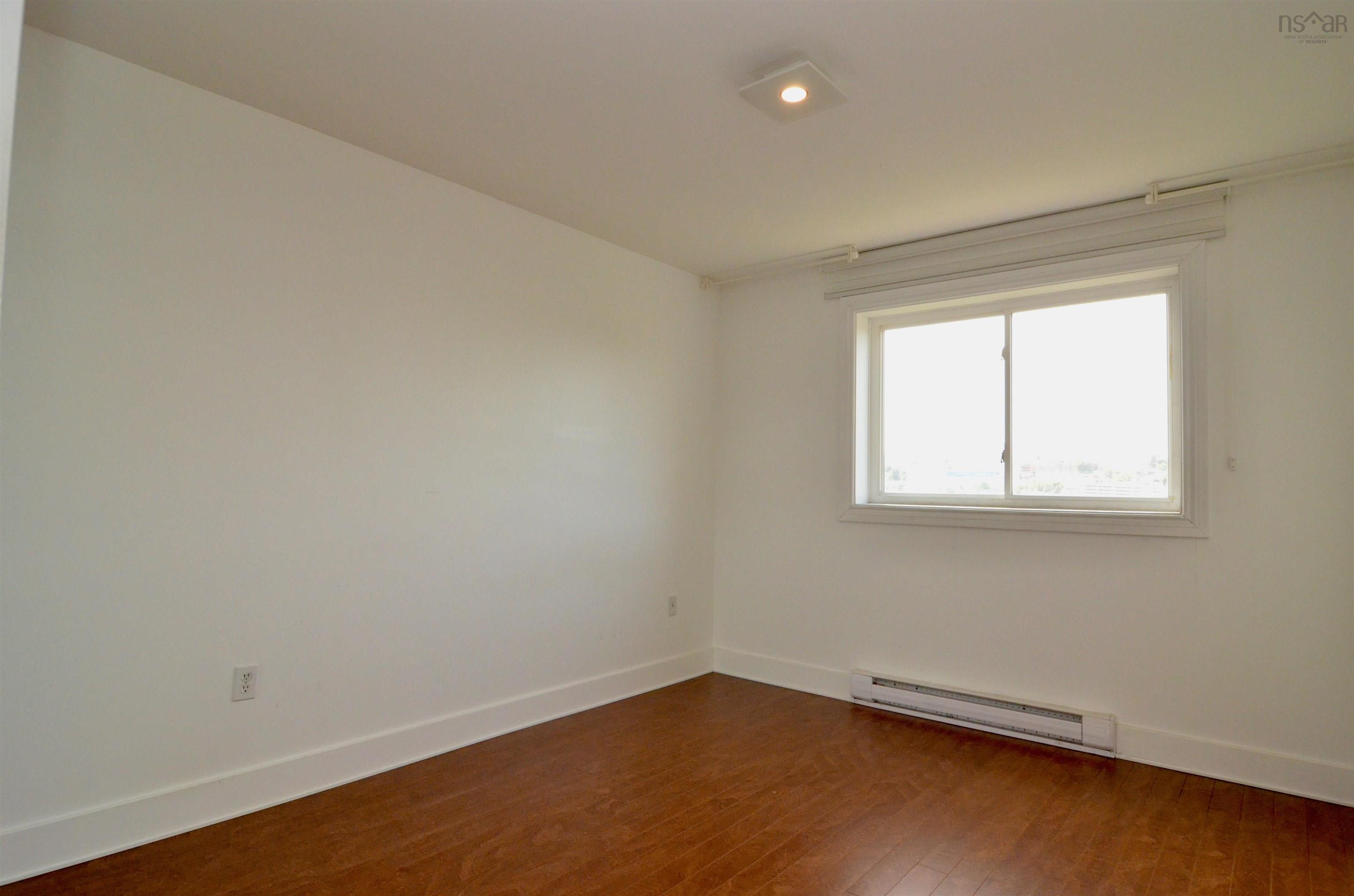 Thumbnail image for 205 7 Jamieson Street MLS<sup>®</sup> 202522981