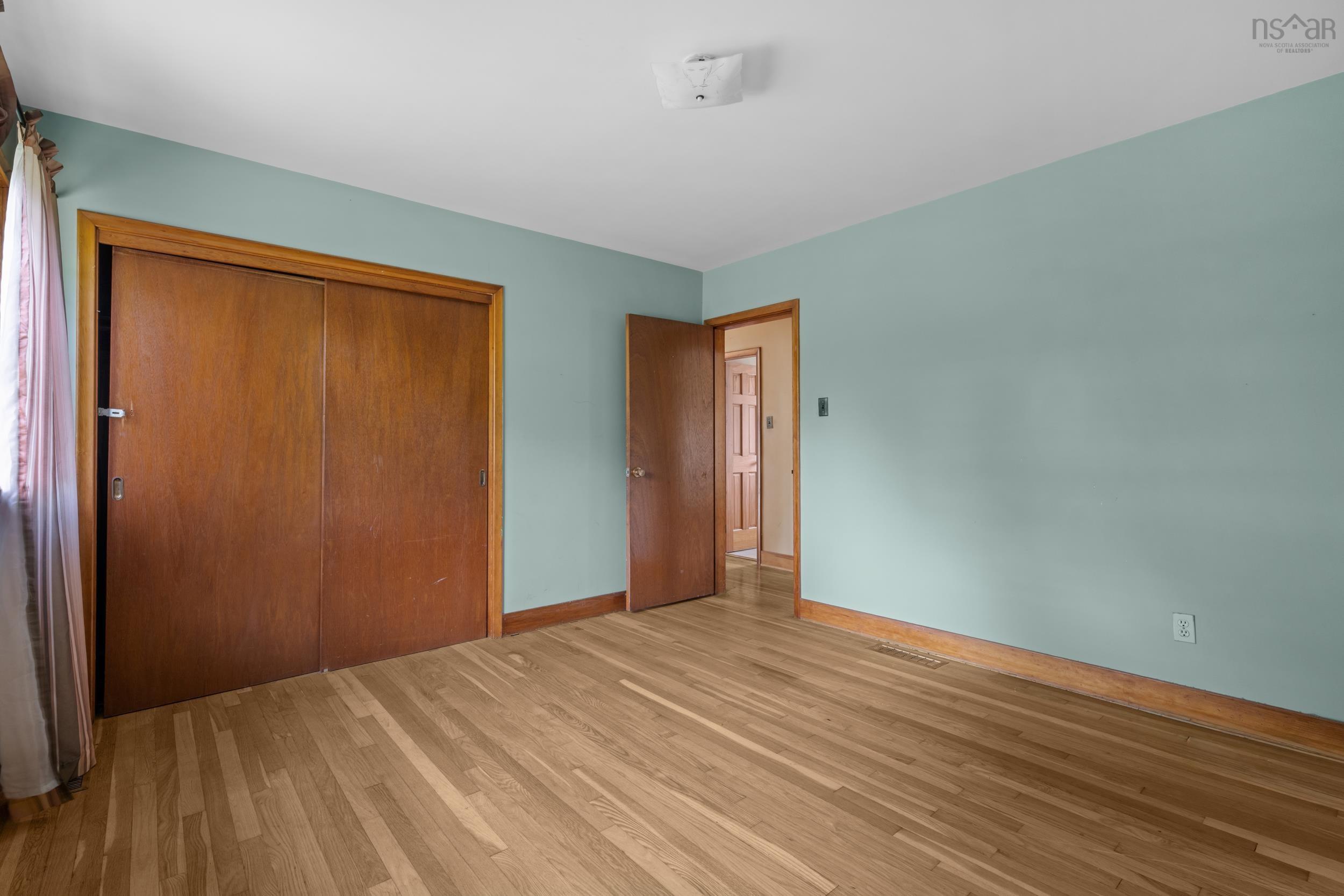 View image 9