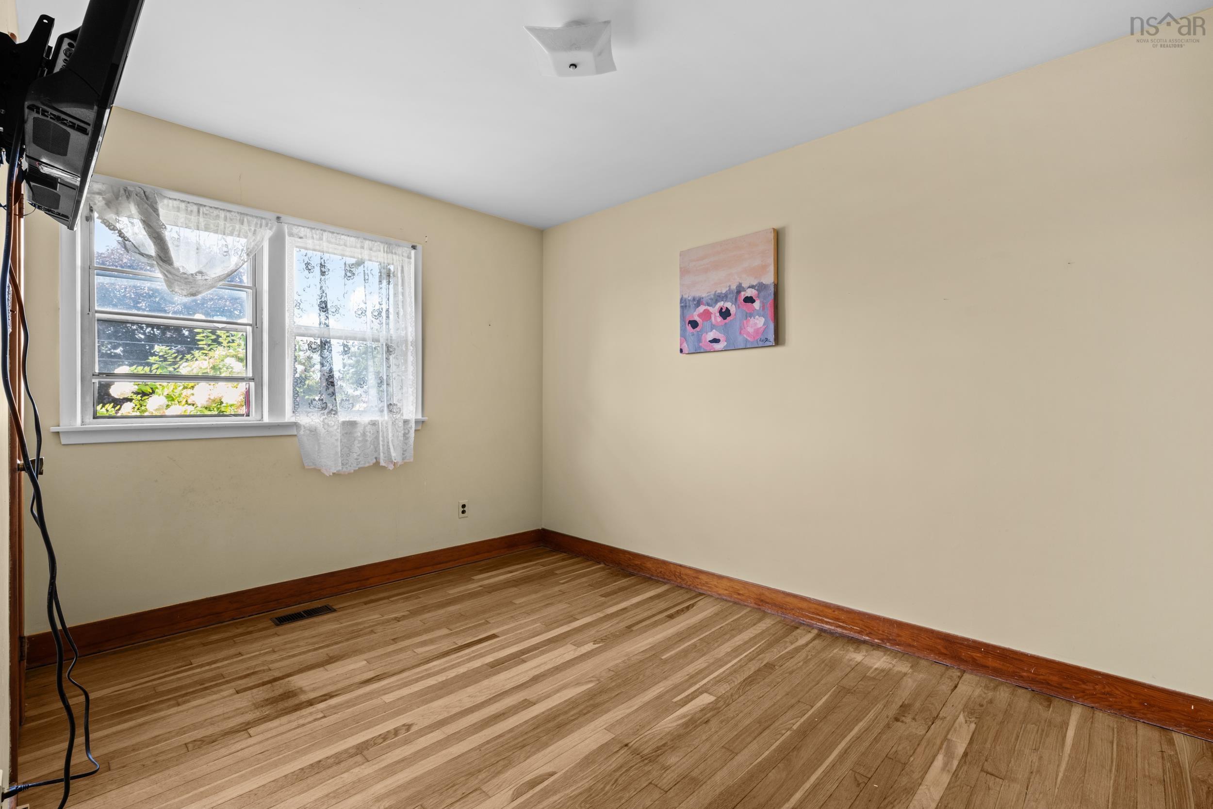 View image 11