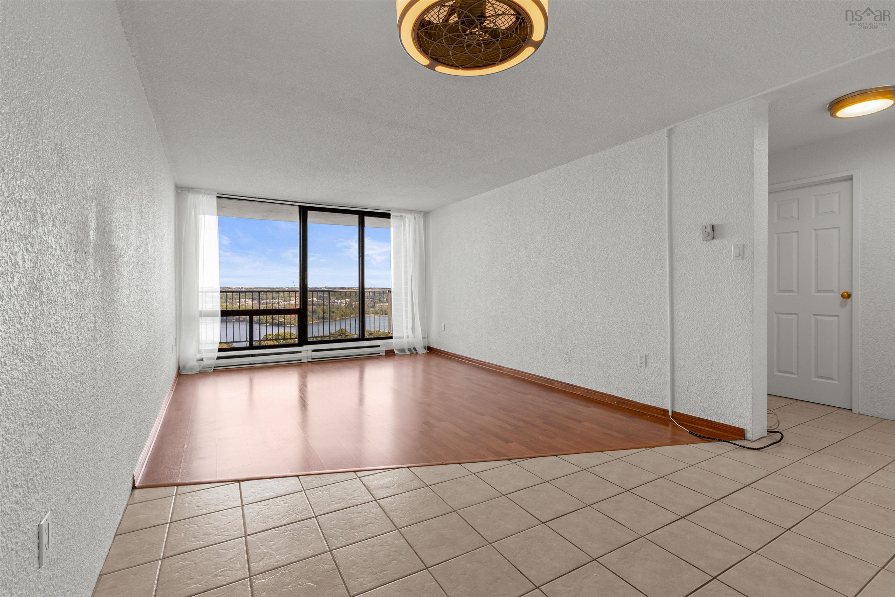 Thumbnail image for 1202 5572 North Ridge Road MLS<sup>®</sup> 202523008