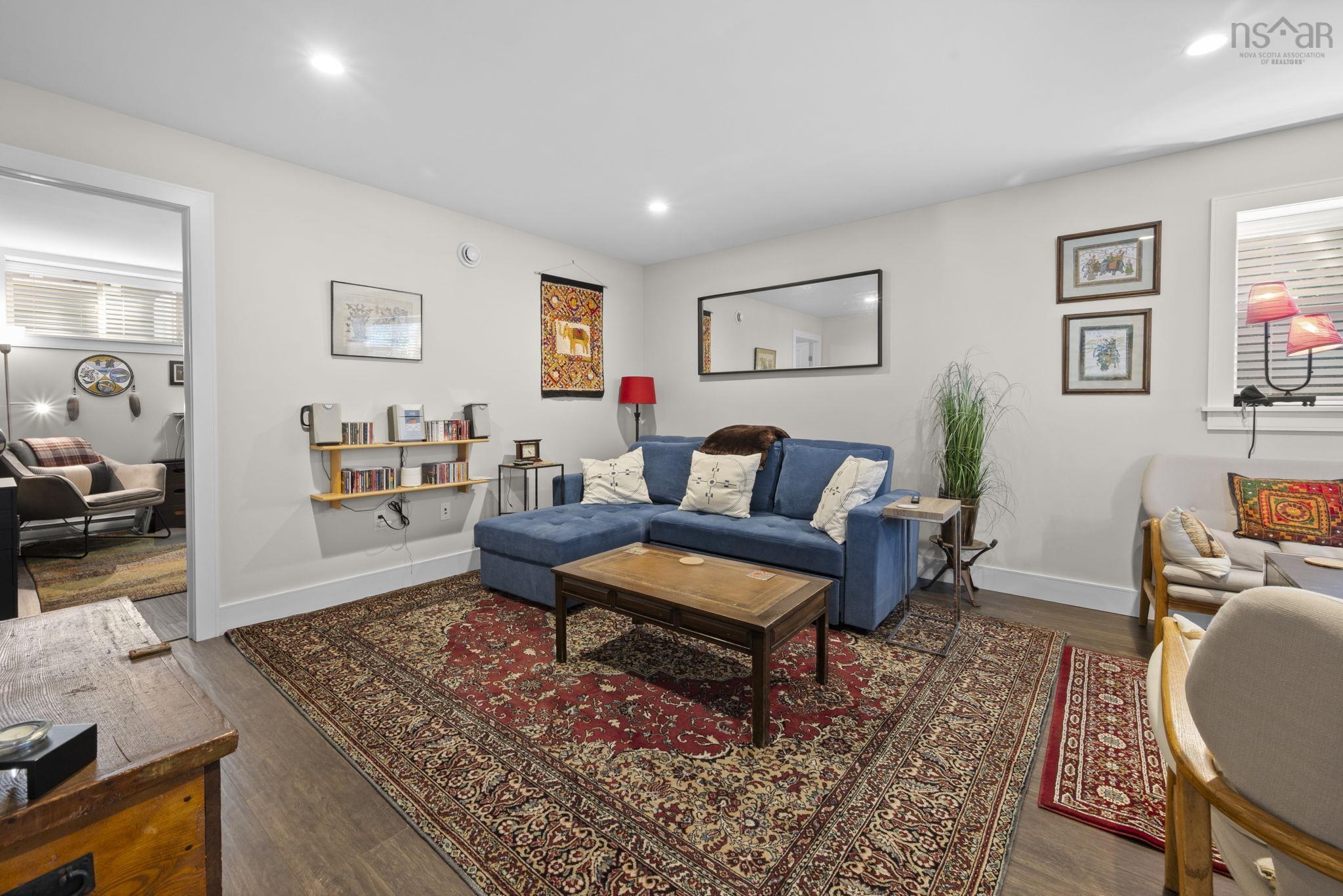 View image 17