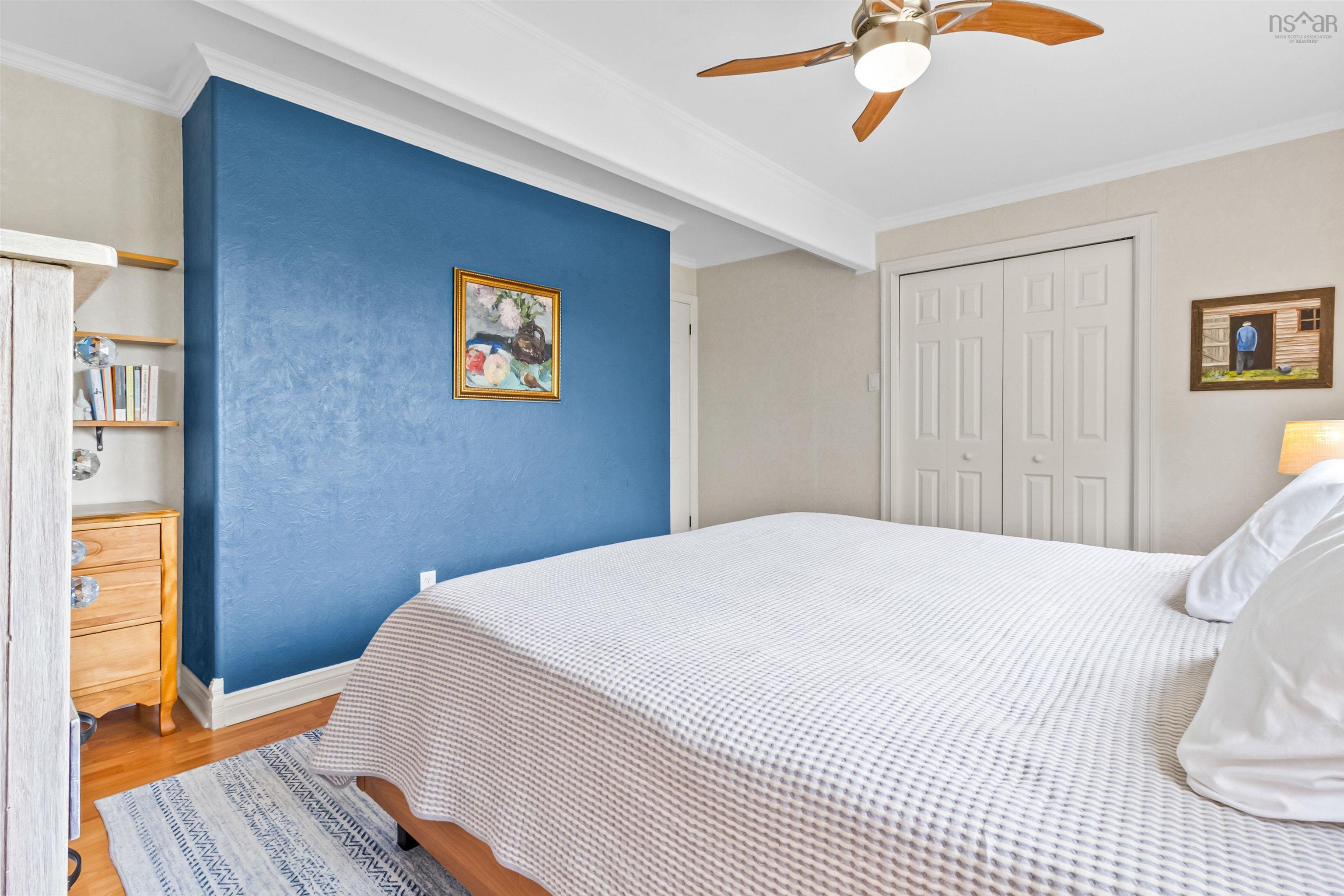View image 12