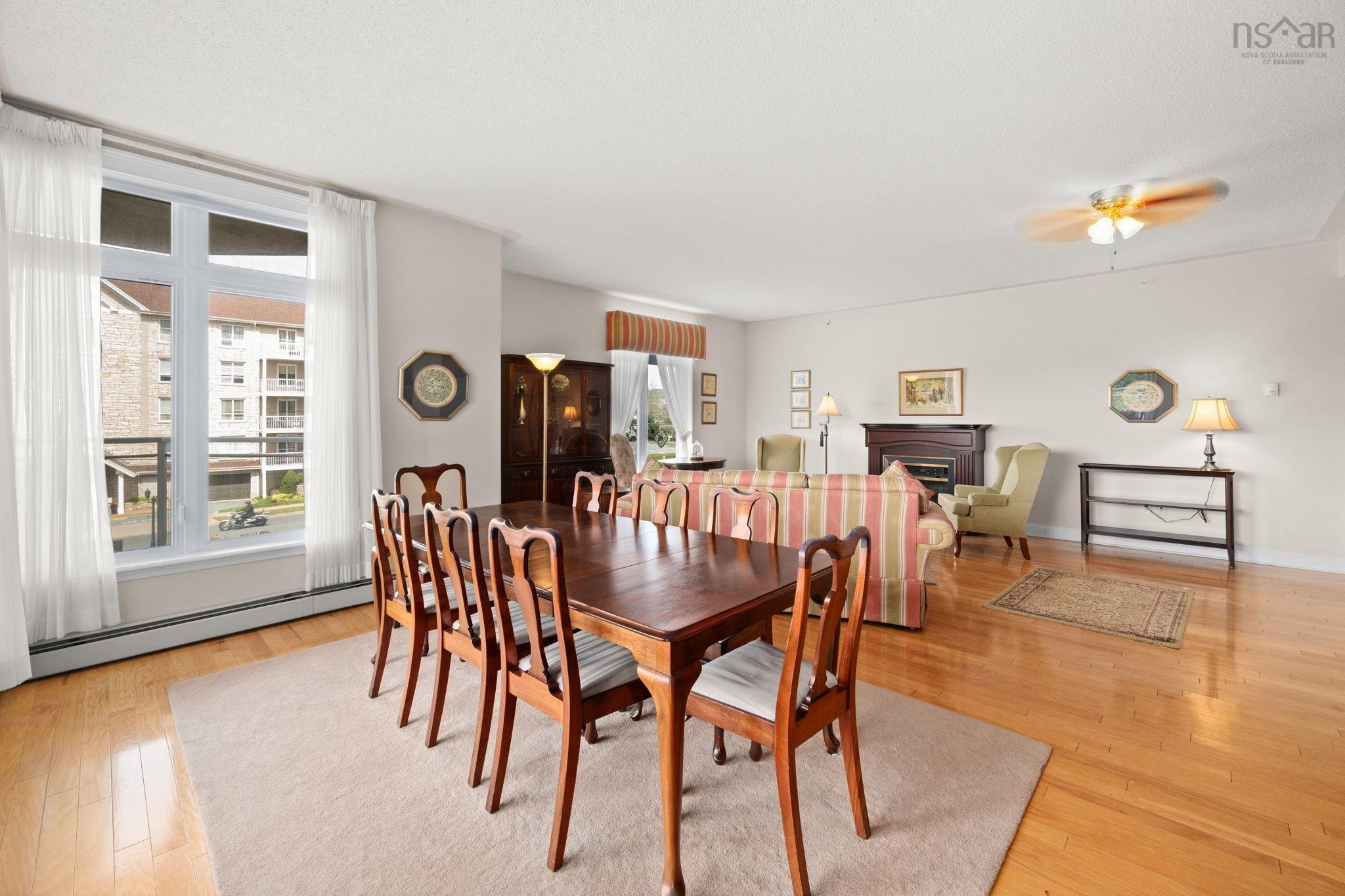 Thumbnail image for 210 202 Walter Havill Drive MLS<sup>®</sup> 202523051