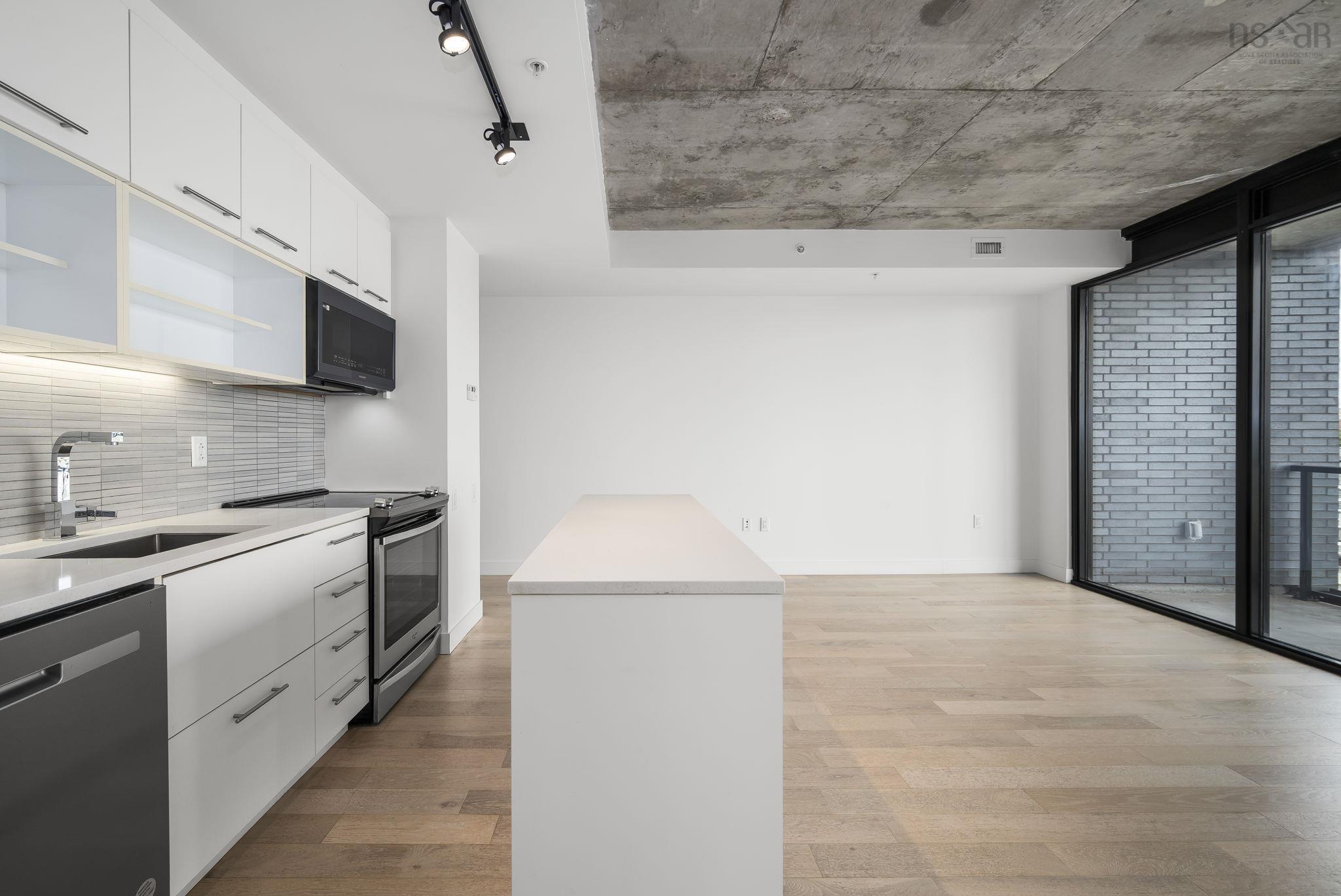 Main image for 614 1048 Wellington Street