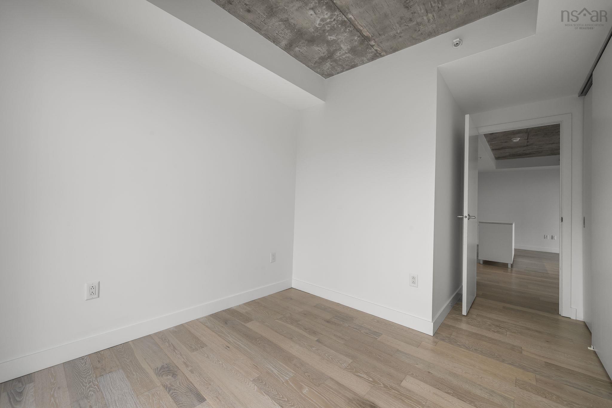 View image 17