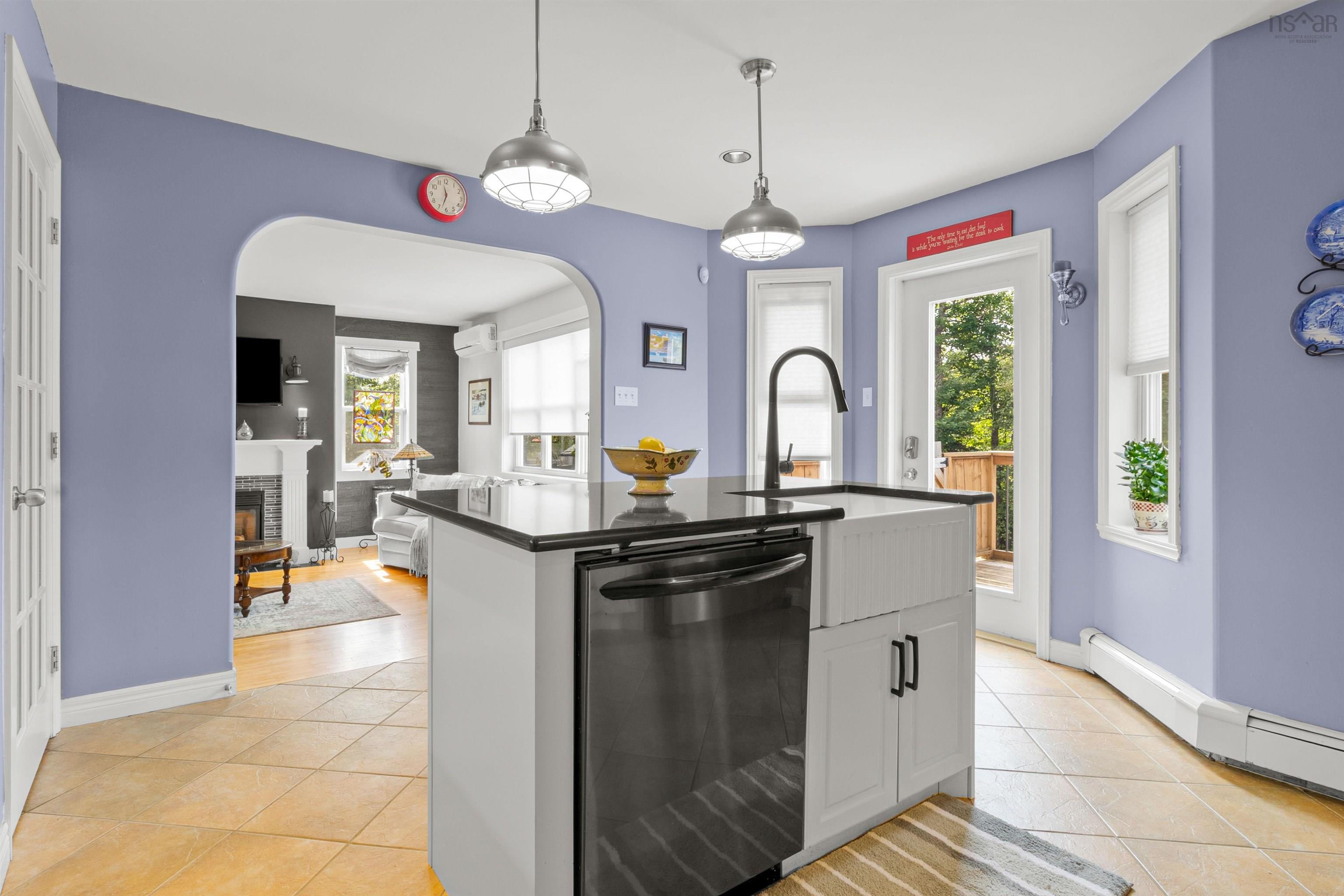 Thumbnail image for 122 Honeysuckle Road MLS<sup>®</sup> 202523163