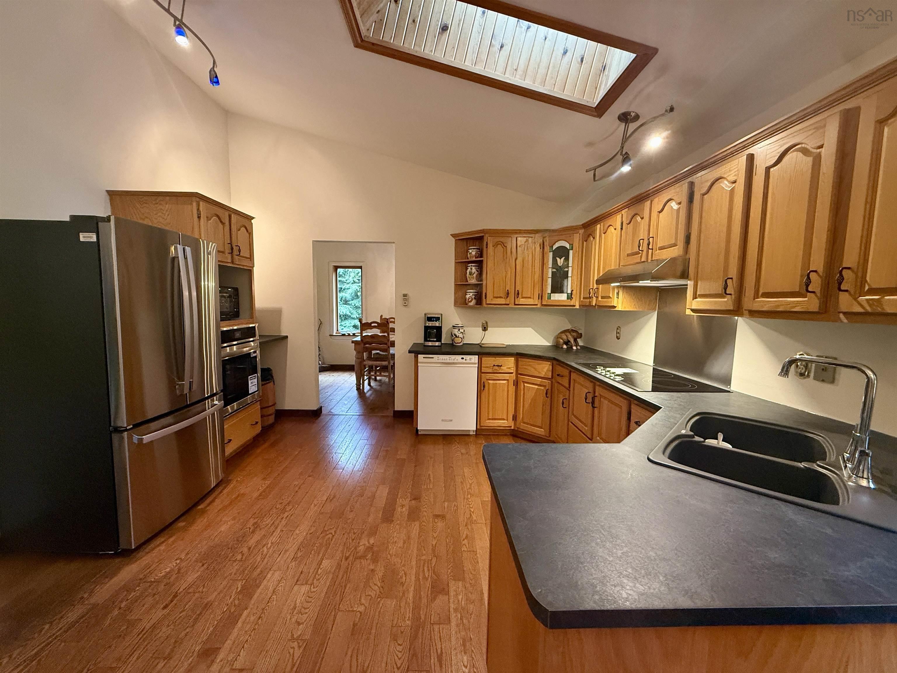 View image 9