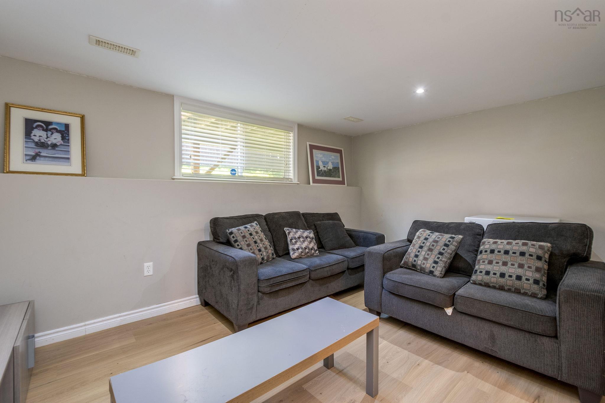 View image 15