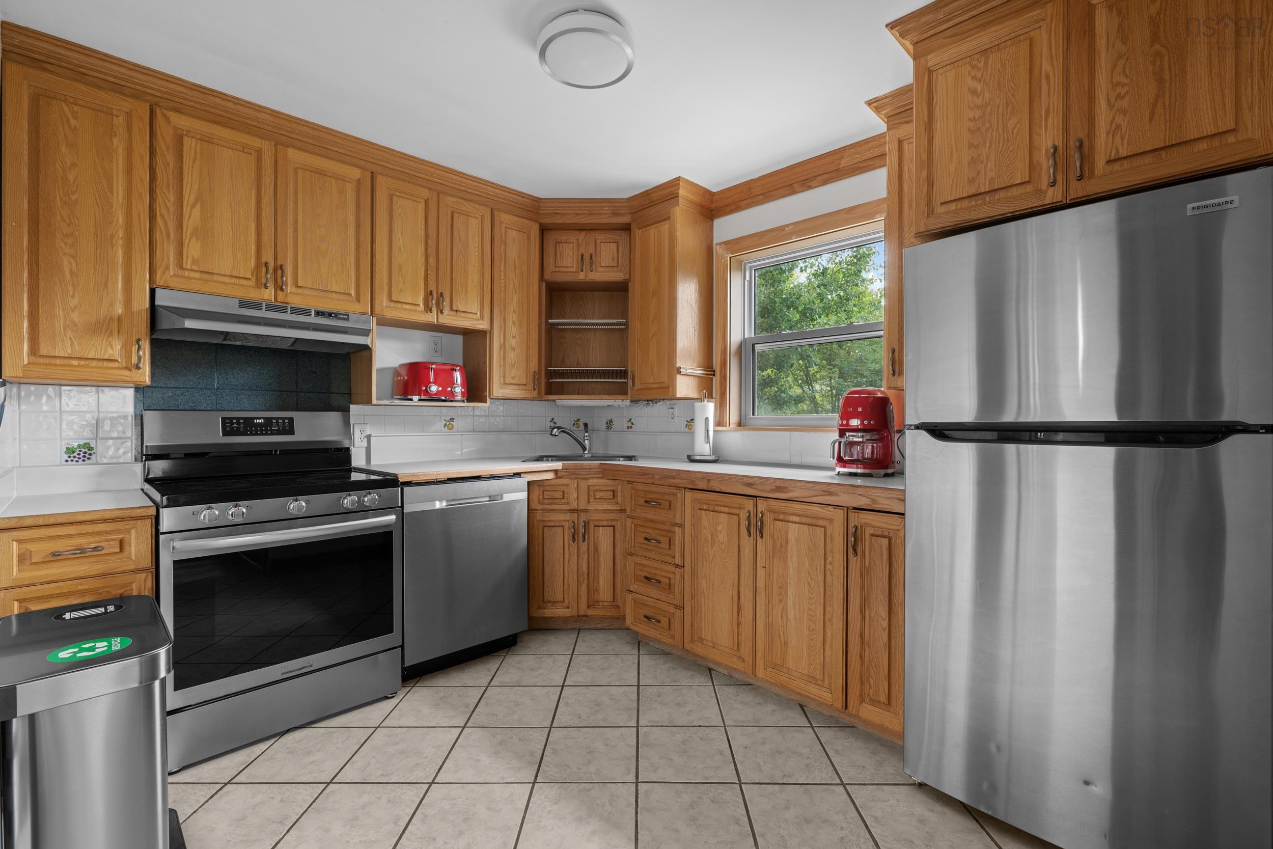 Thumbnail image for 27 Fleming Drive MLS<sup>®</sup> 202523210