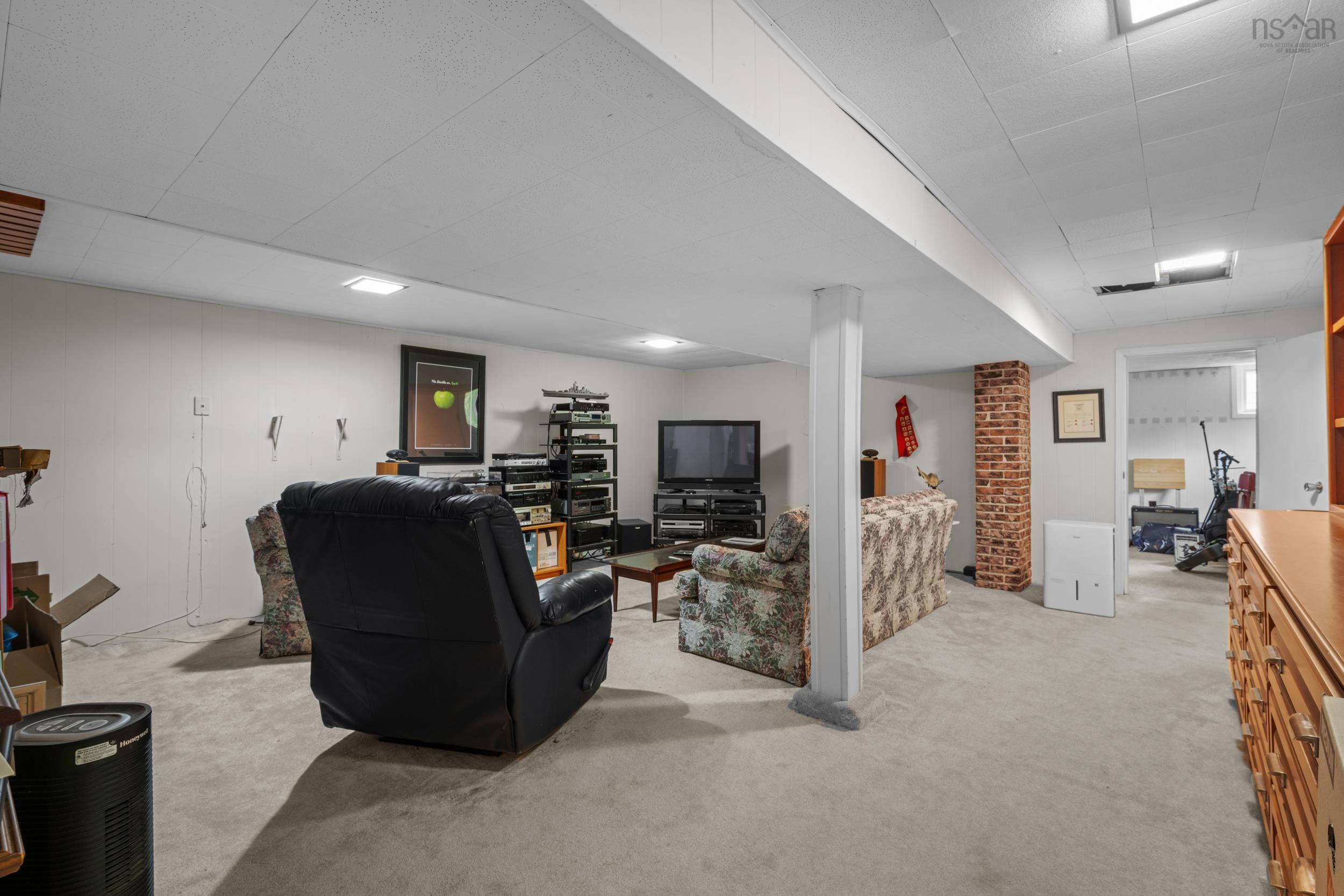 View image 12