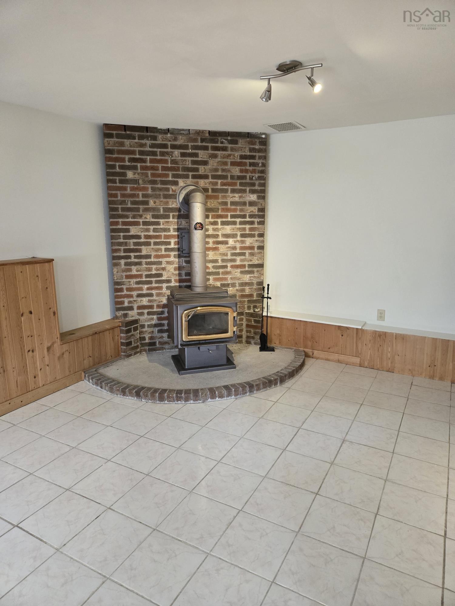 View image 9