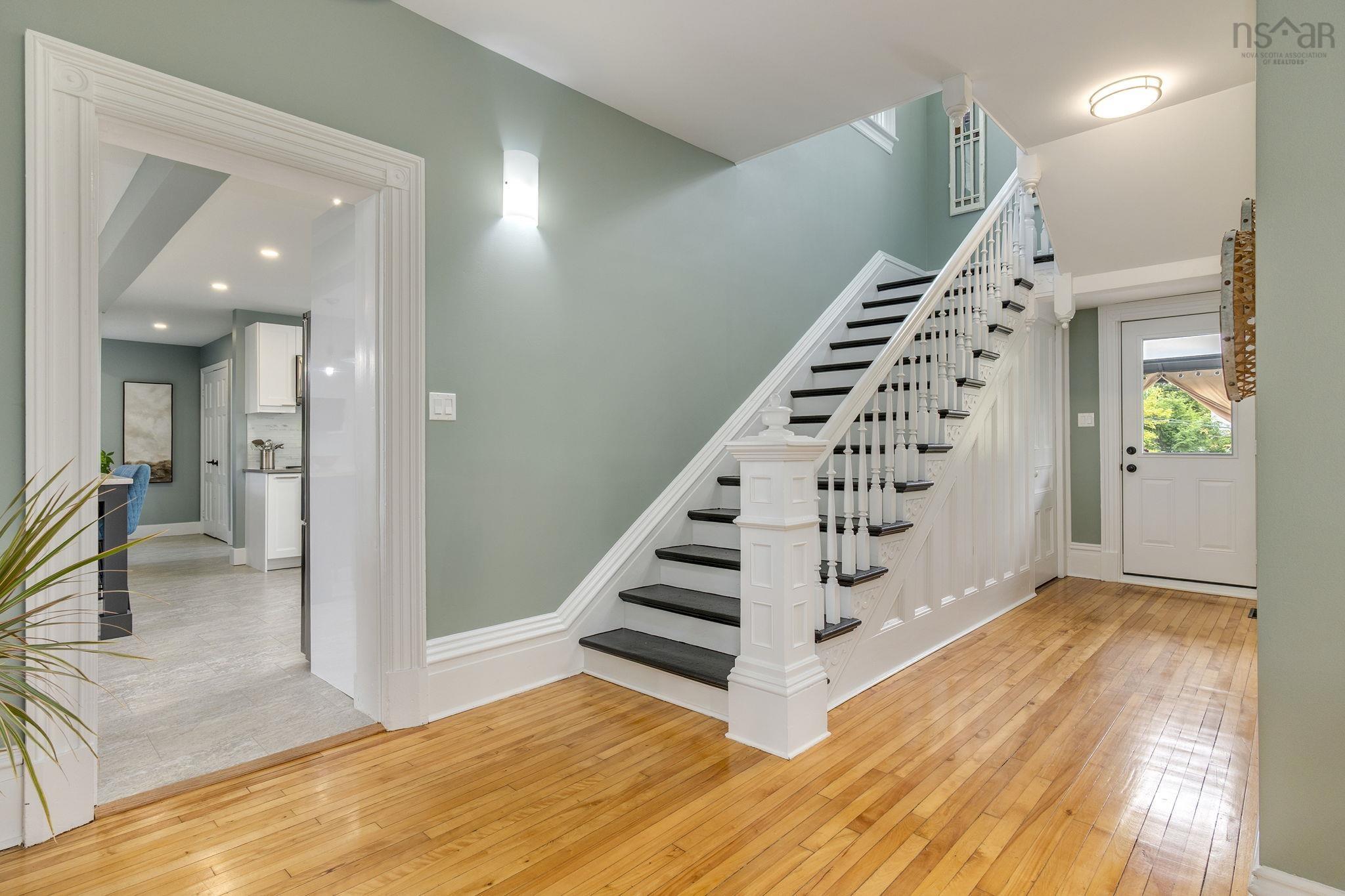 View image 17
