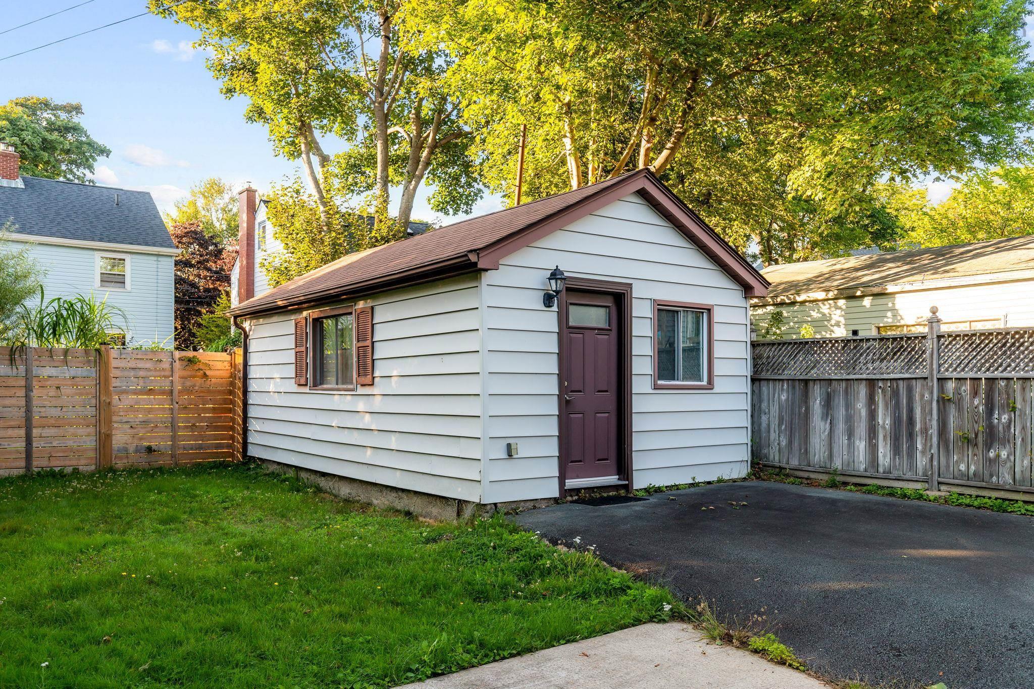 View image 17