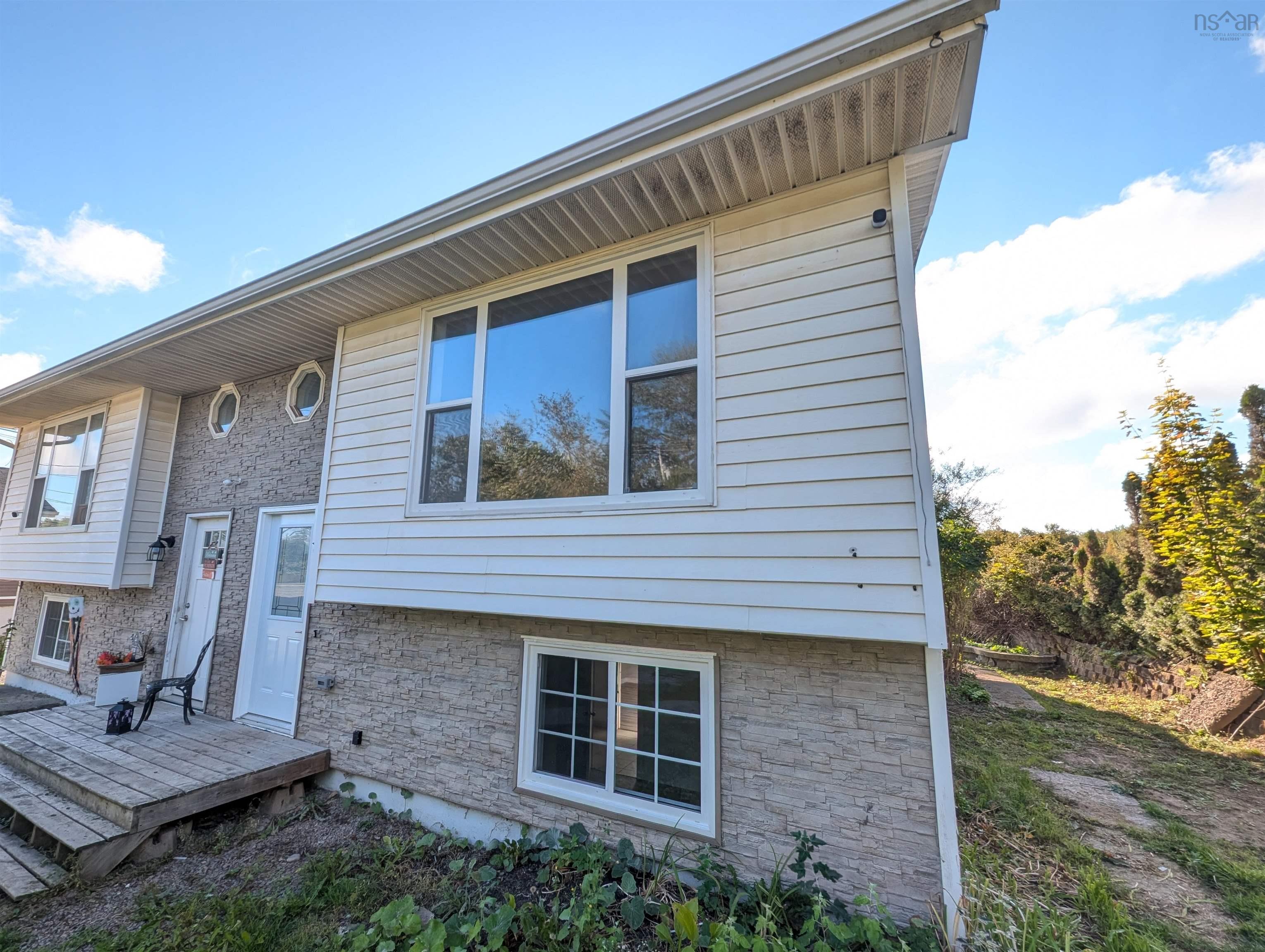 View image 18