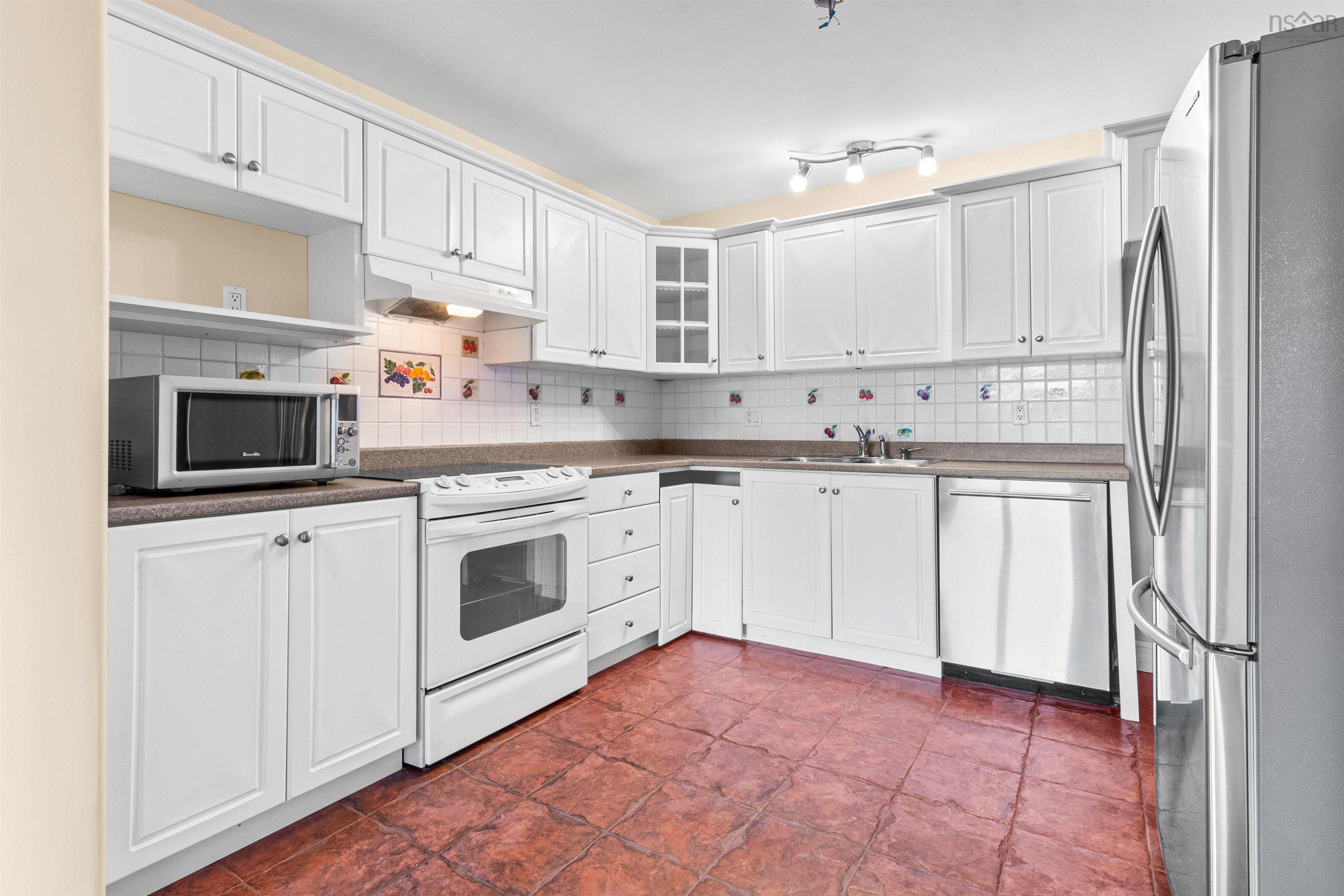 Thumbnail image for 210 621 Portland Hills Drive MLS<sup>®</sup> 202523356