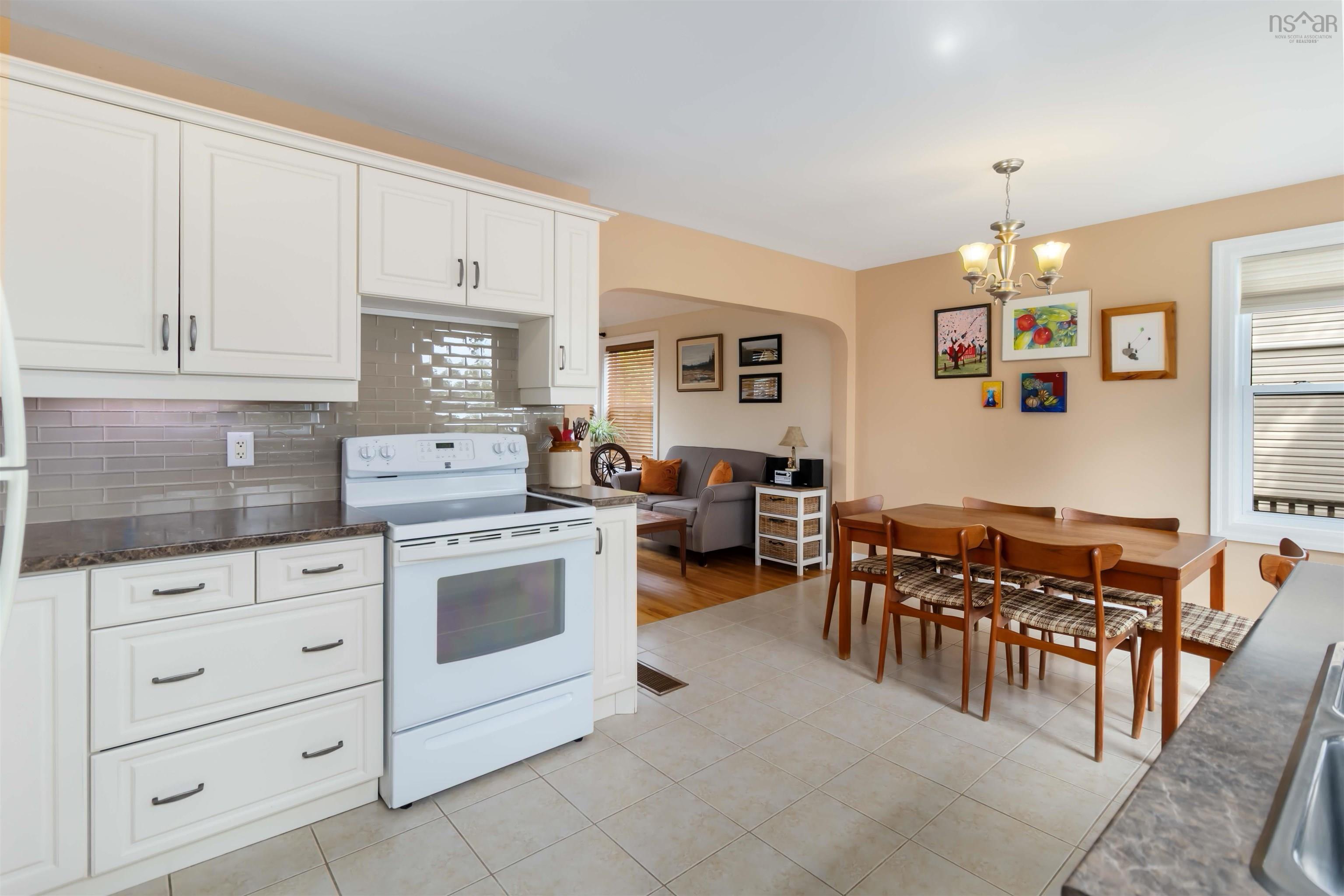 View image 12