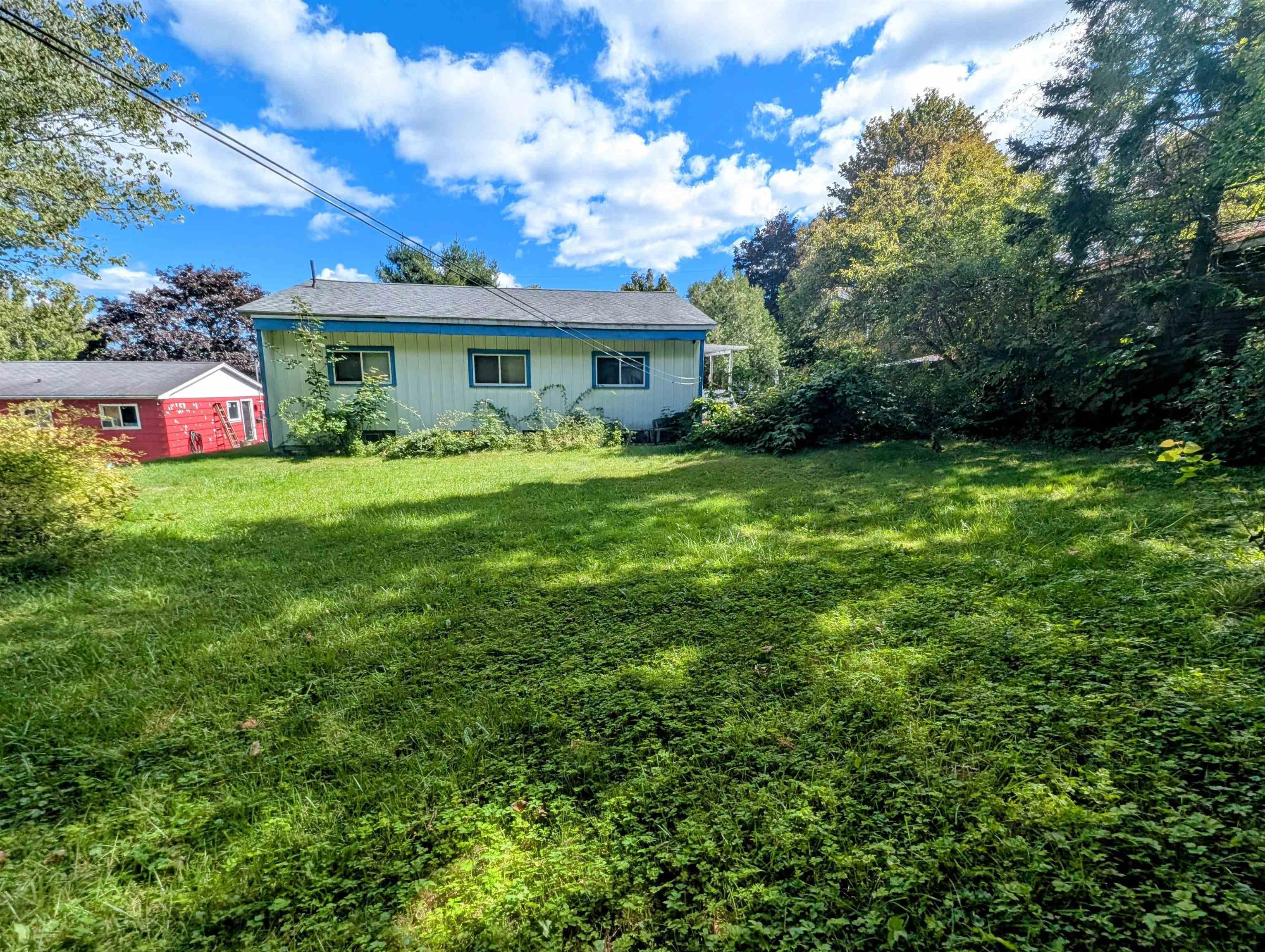 Thumbnail image for 38 Dorothy Drive MLS<sup>®</sup> 202523423