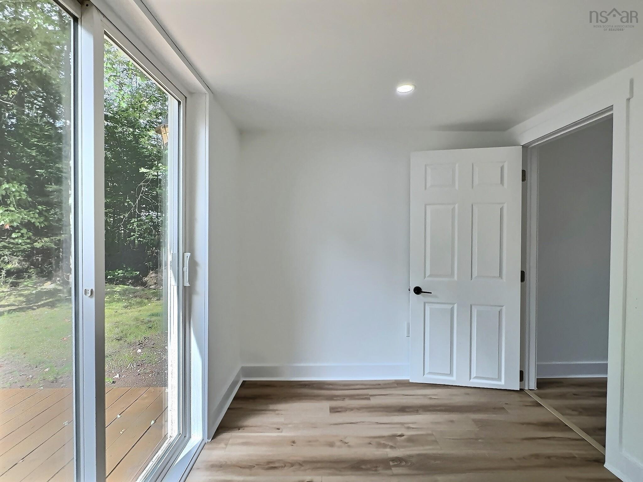 View image 4