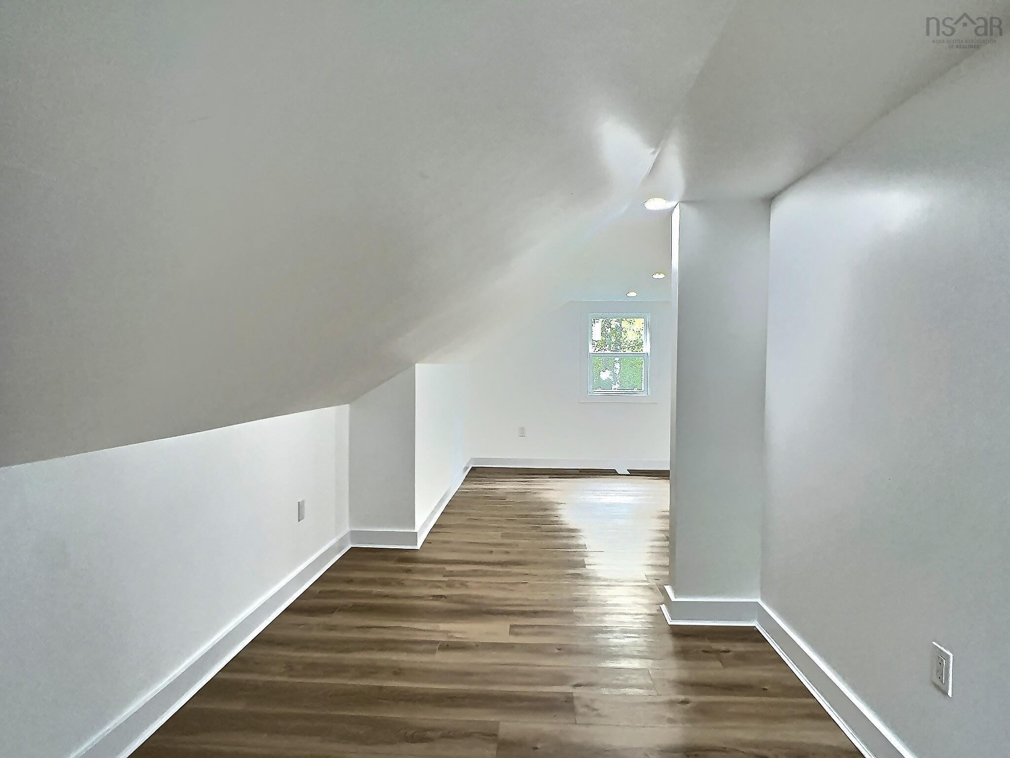 View image 9