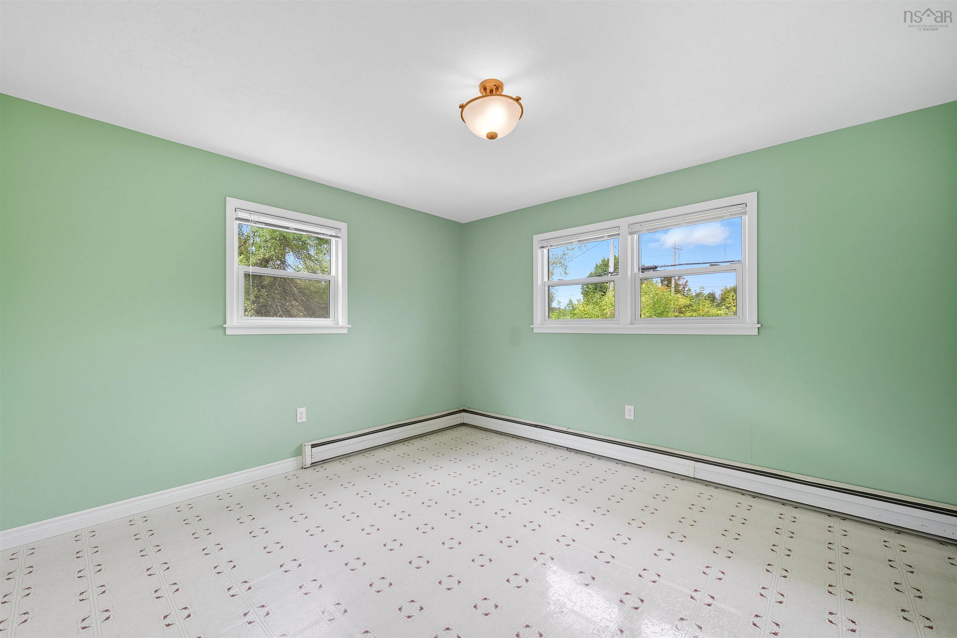 Thumbnail image for 17 Kinsac Road MLS<sup>®</sup> 202523529