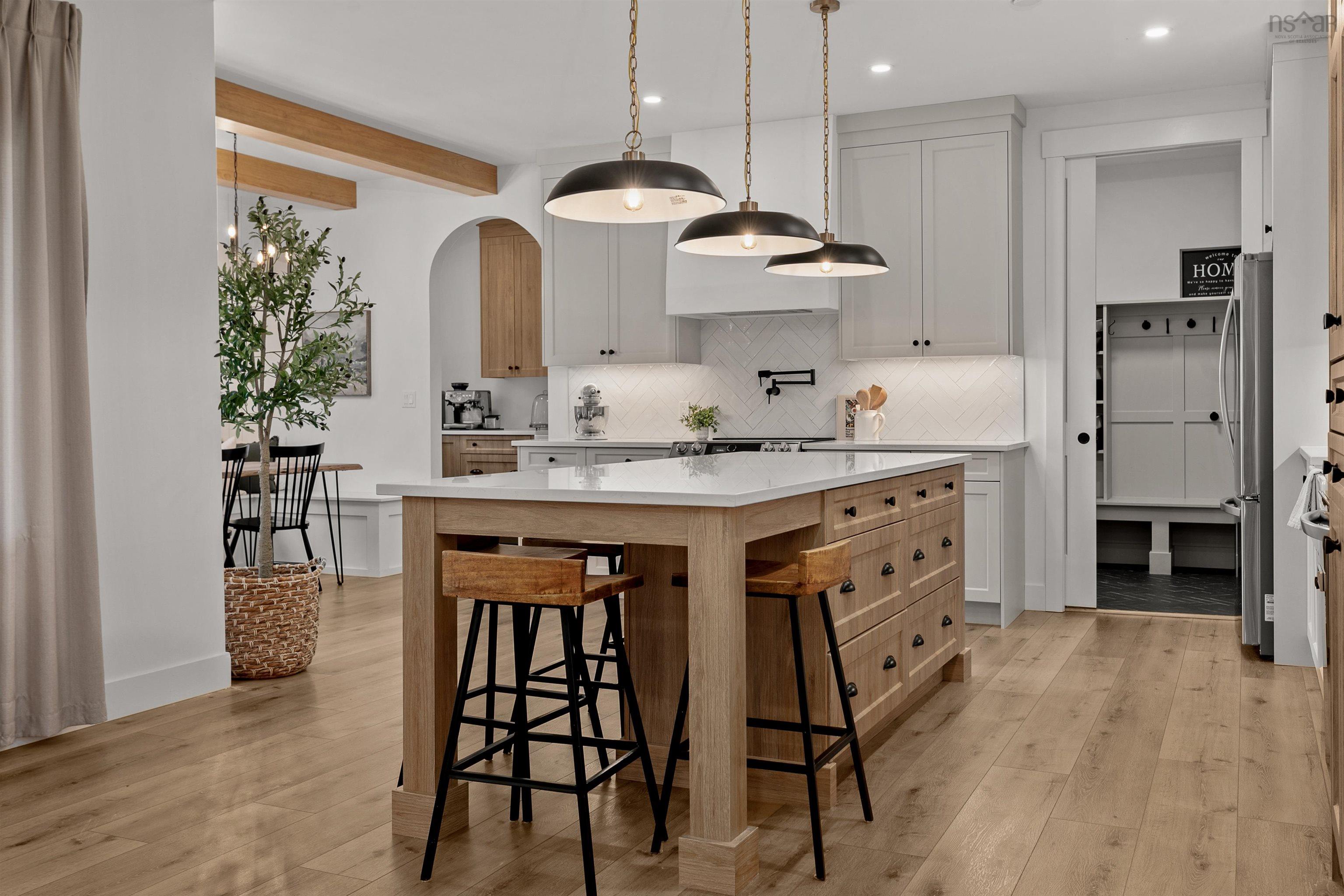 Thumbnail image for 360 Oceanstone Drive MLS<sup>®</sup> 202523615