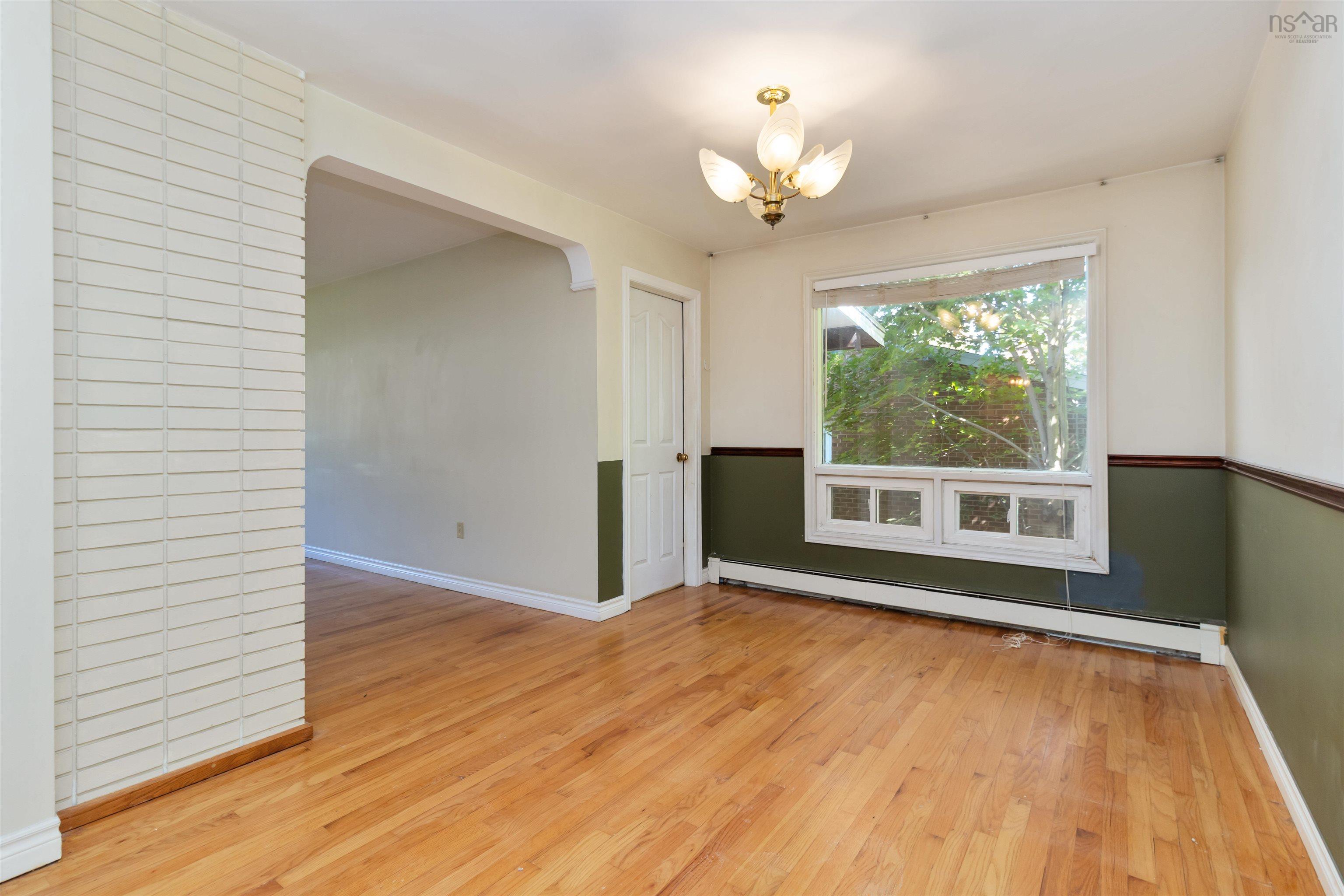 Thumbnail image for 124 Glenforest Drive MLS<sup>®</sup> 202523616
