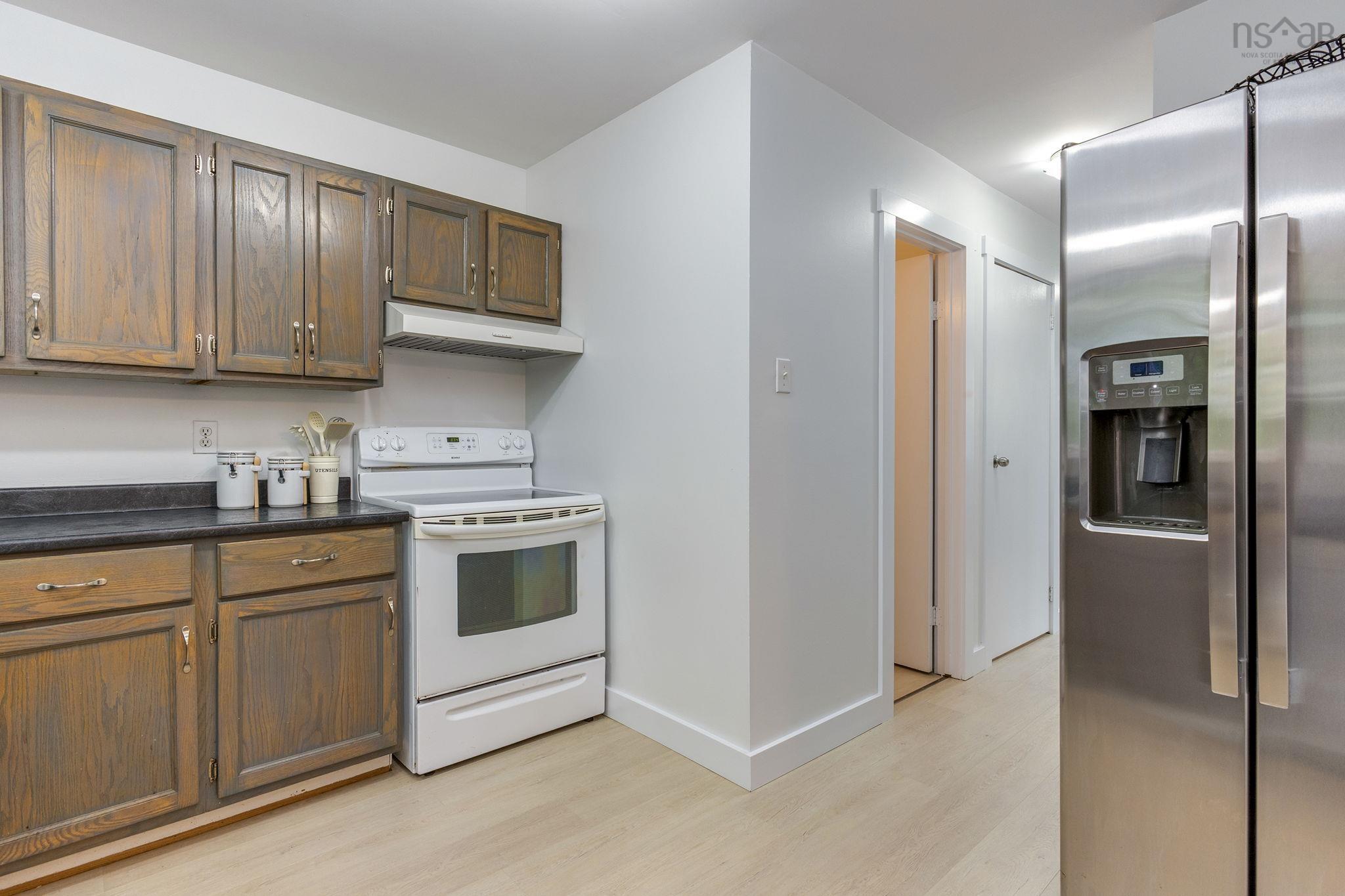Thumbnail image for 20 Oakwood Court MLS<sup>®</sup> 202523839