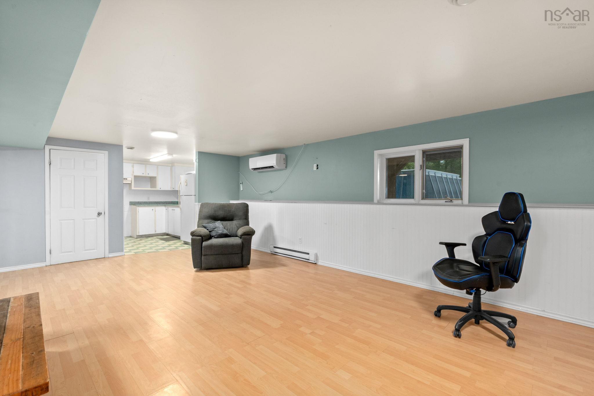 View image 19