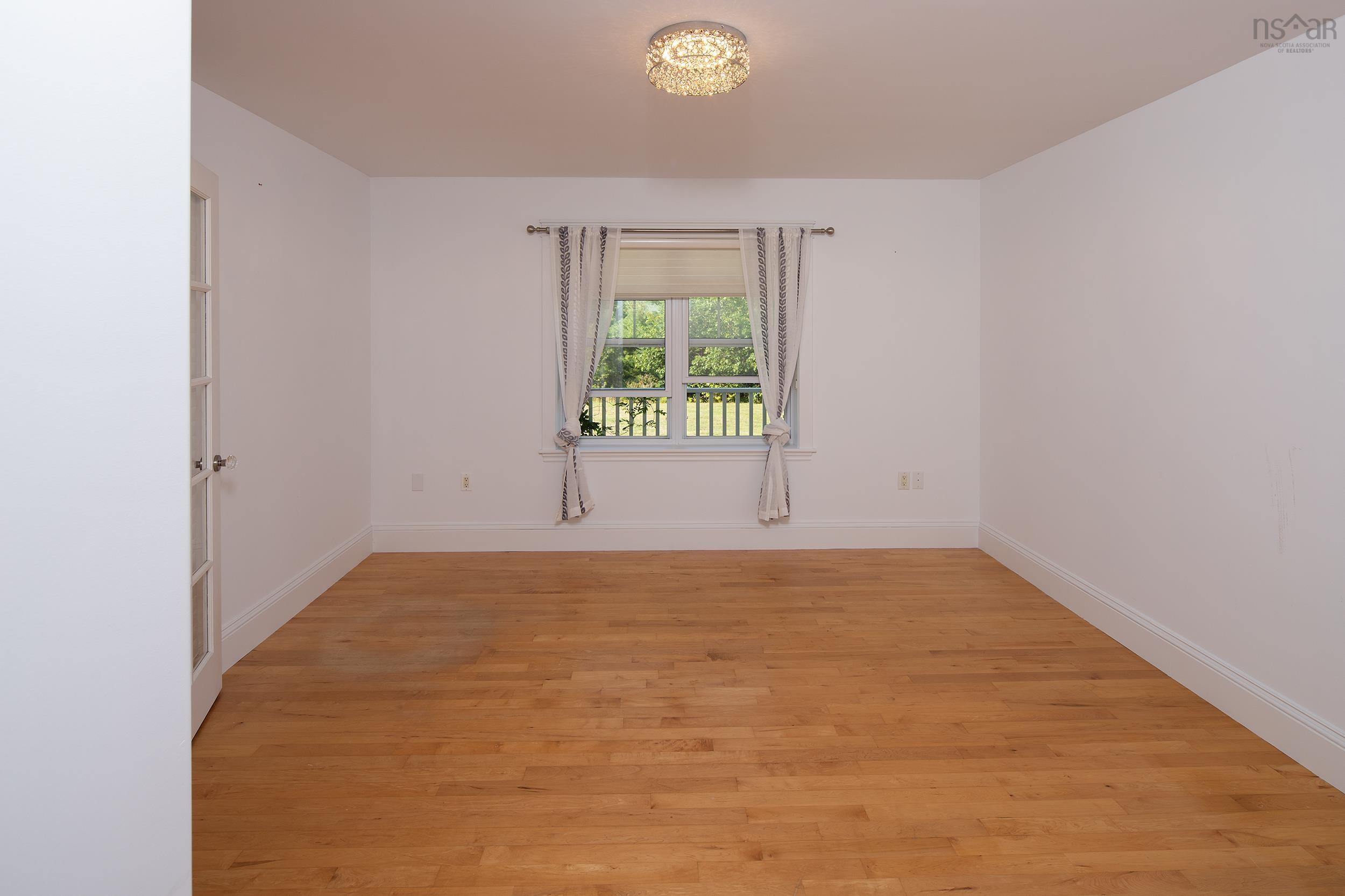 Thumbnail image for 85 Baden Road MLS<sup>®</sup> 202523882