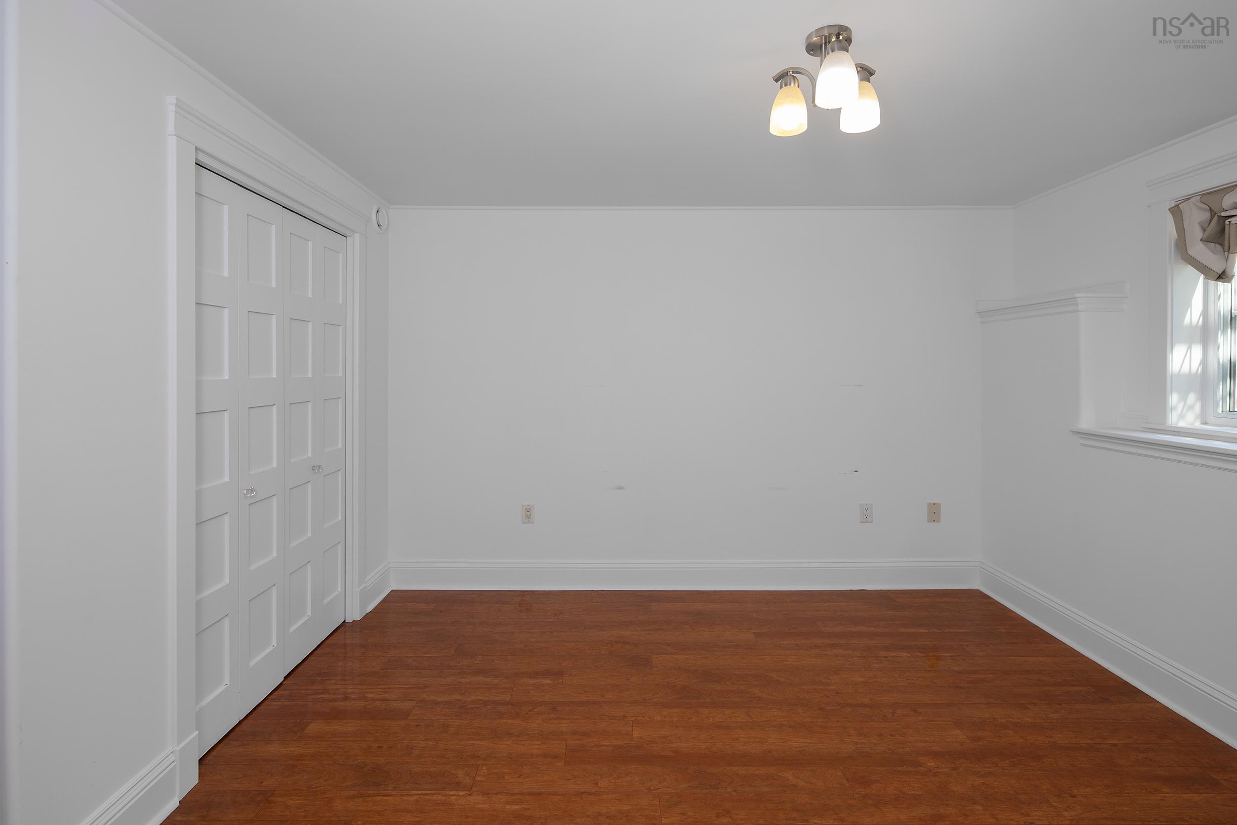 View image 19