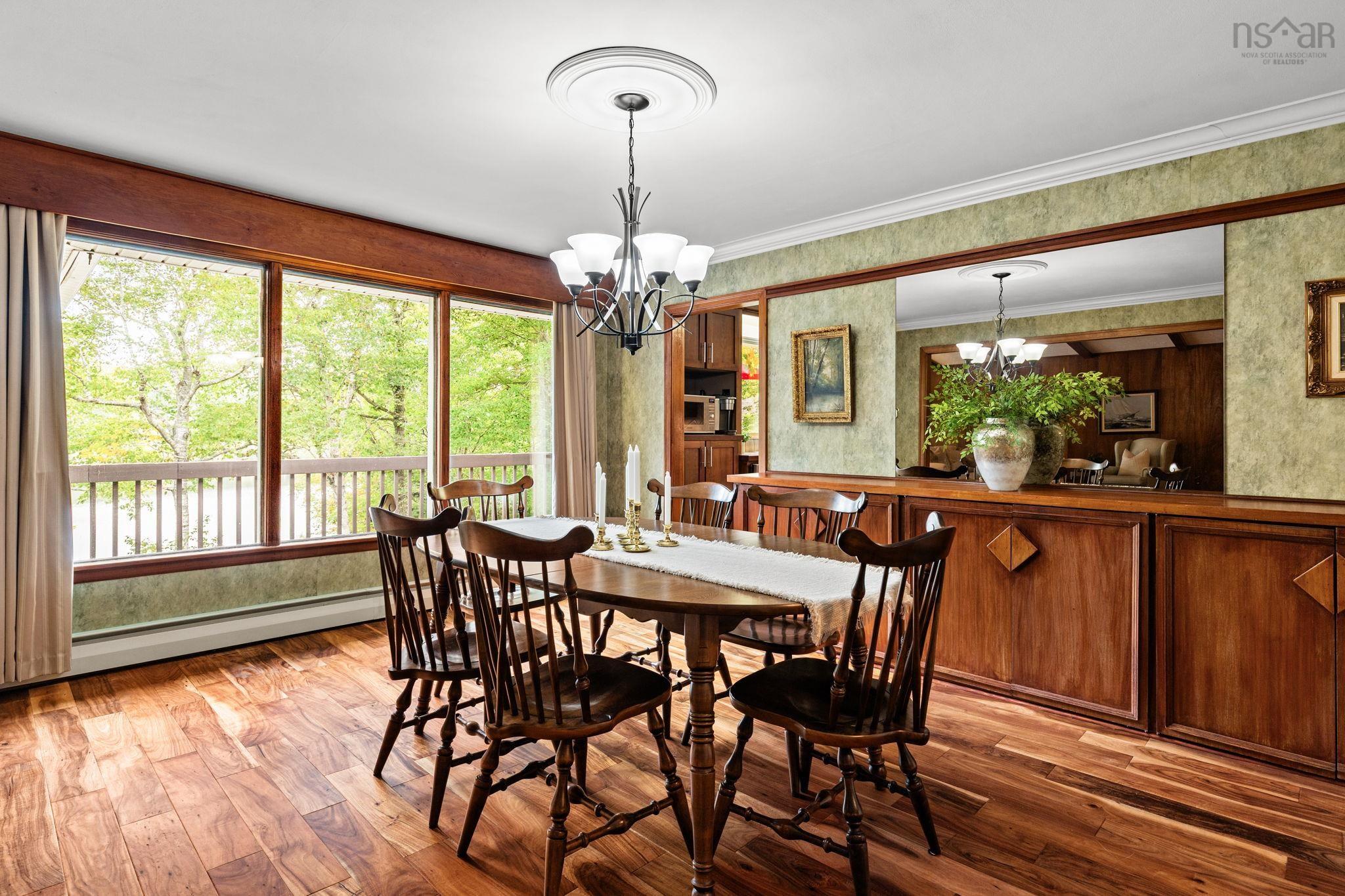 Thumbnail image for 60 Ridge Avenue MLS<sup>®</sup> 202524178