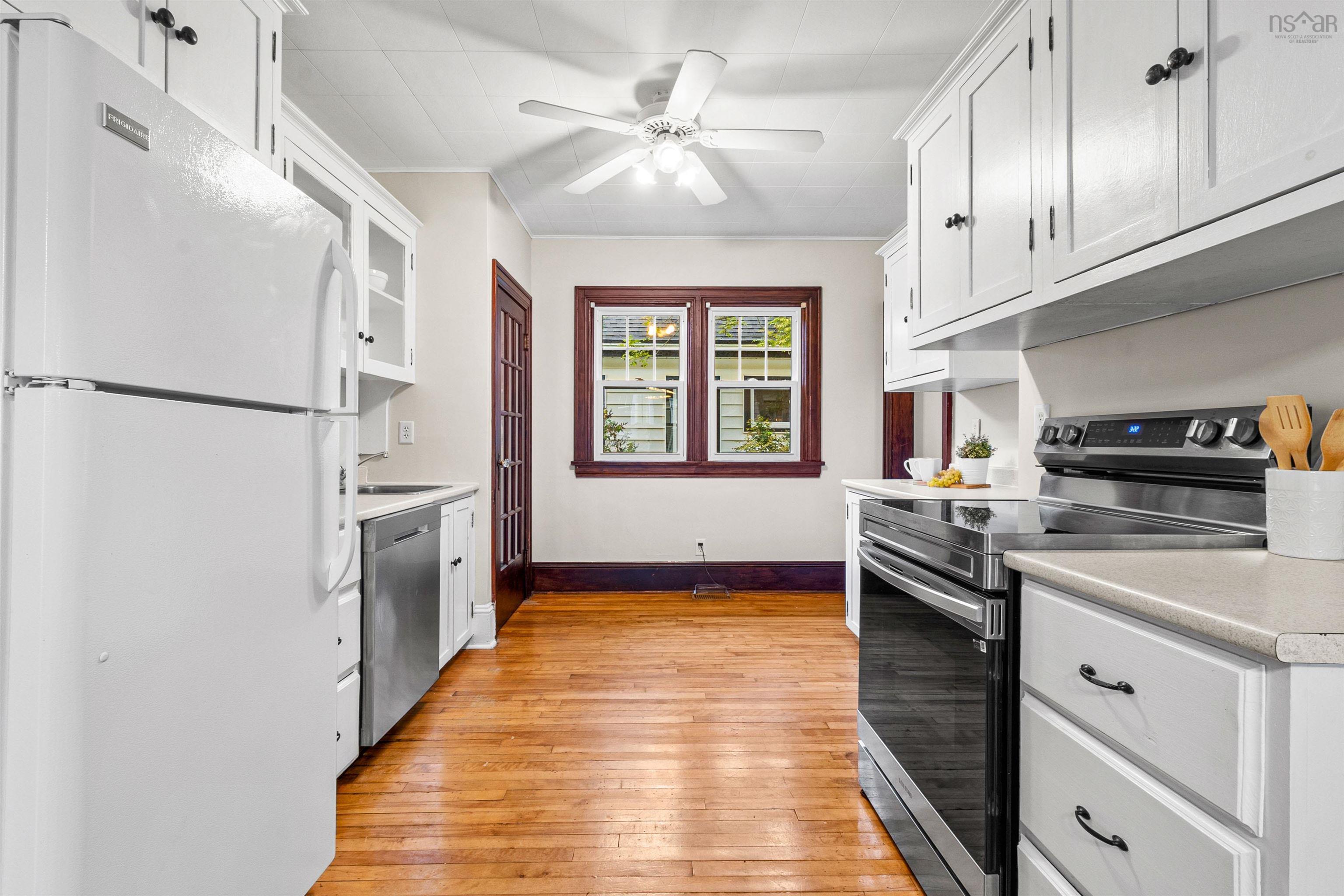 View image 9