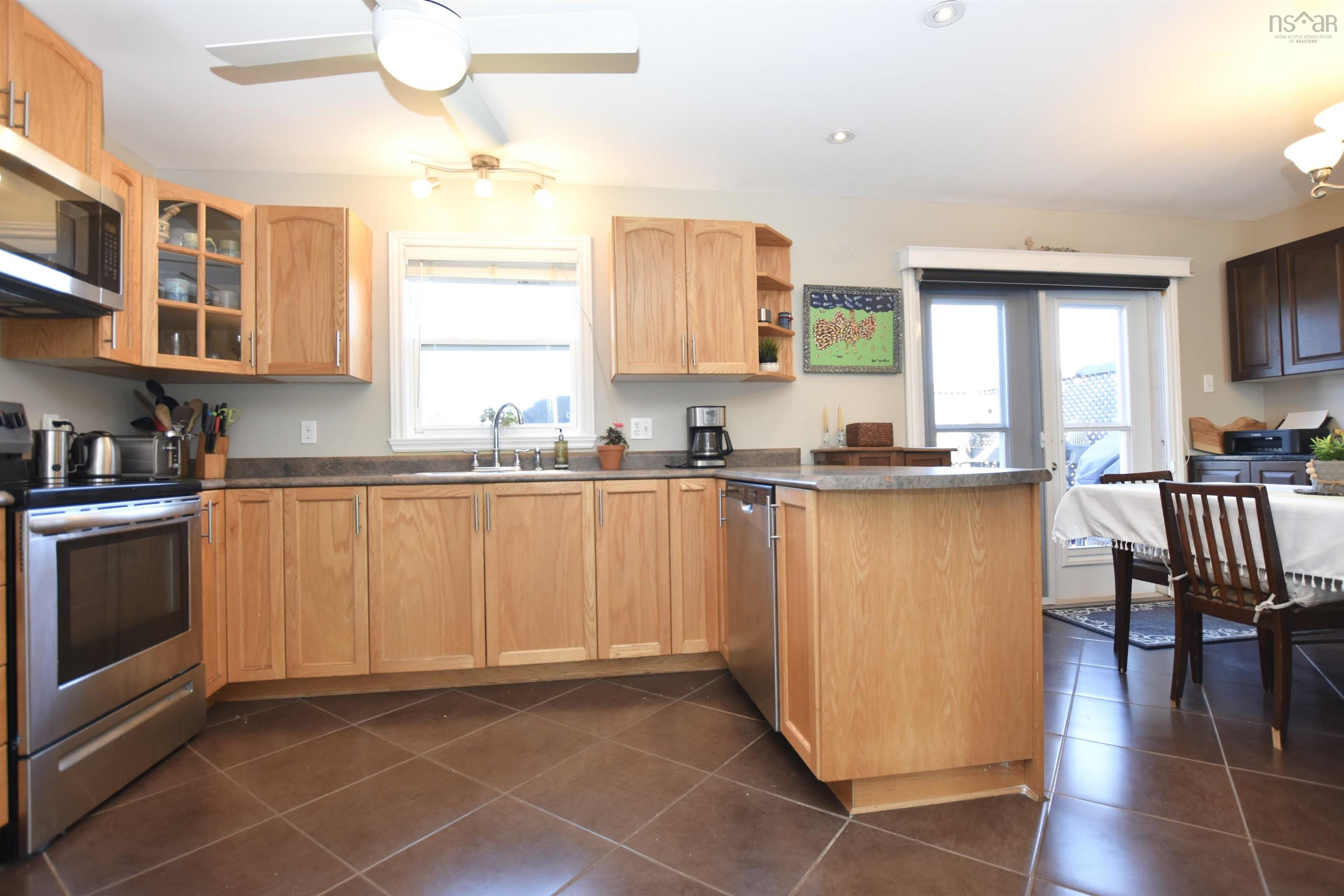 Thumbnail image for 96 Heritage Hills Drive MLS<sup>®</sup> 202524524
