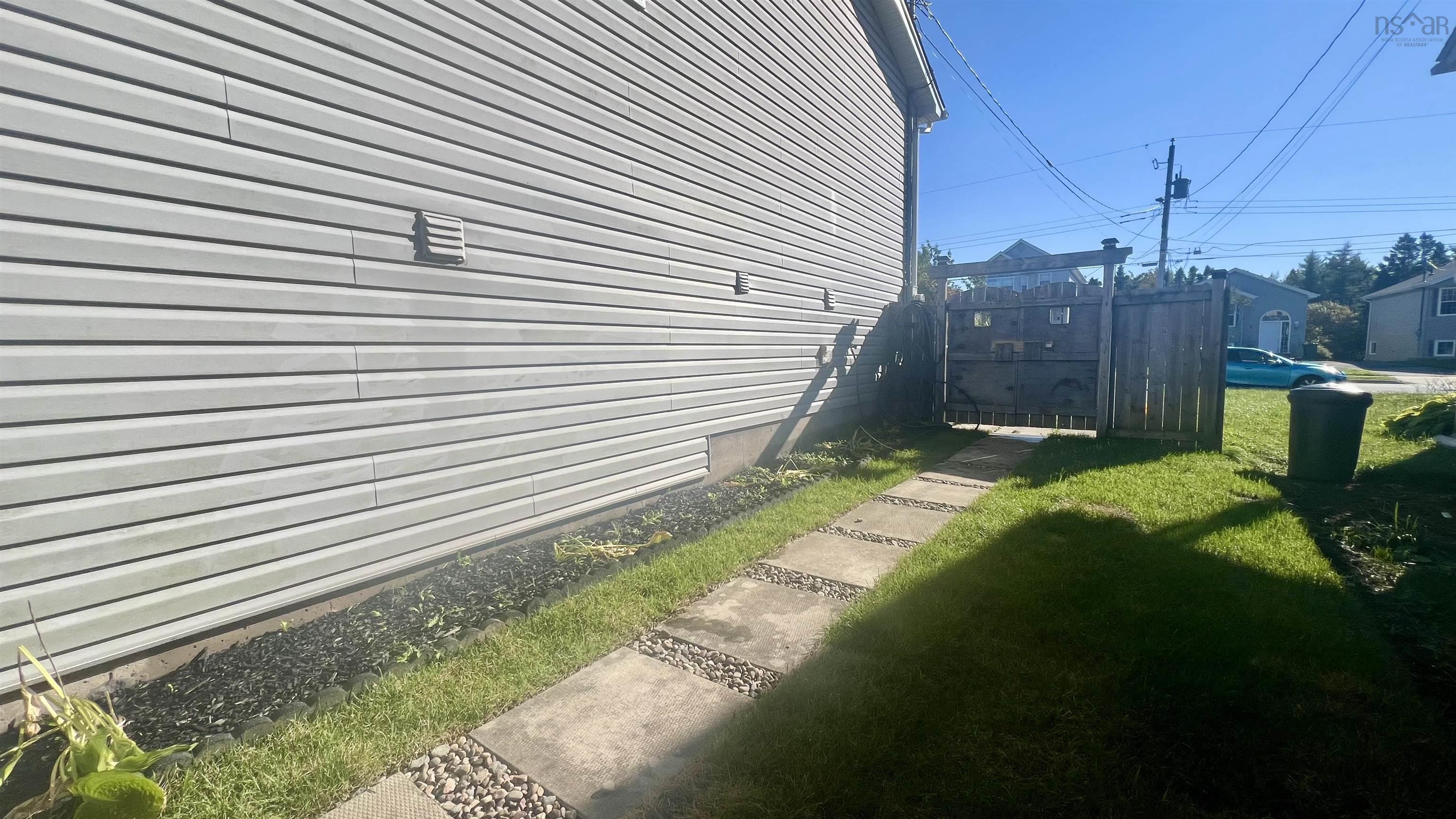 View image 18
