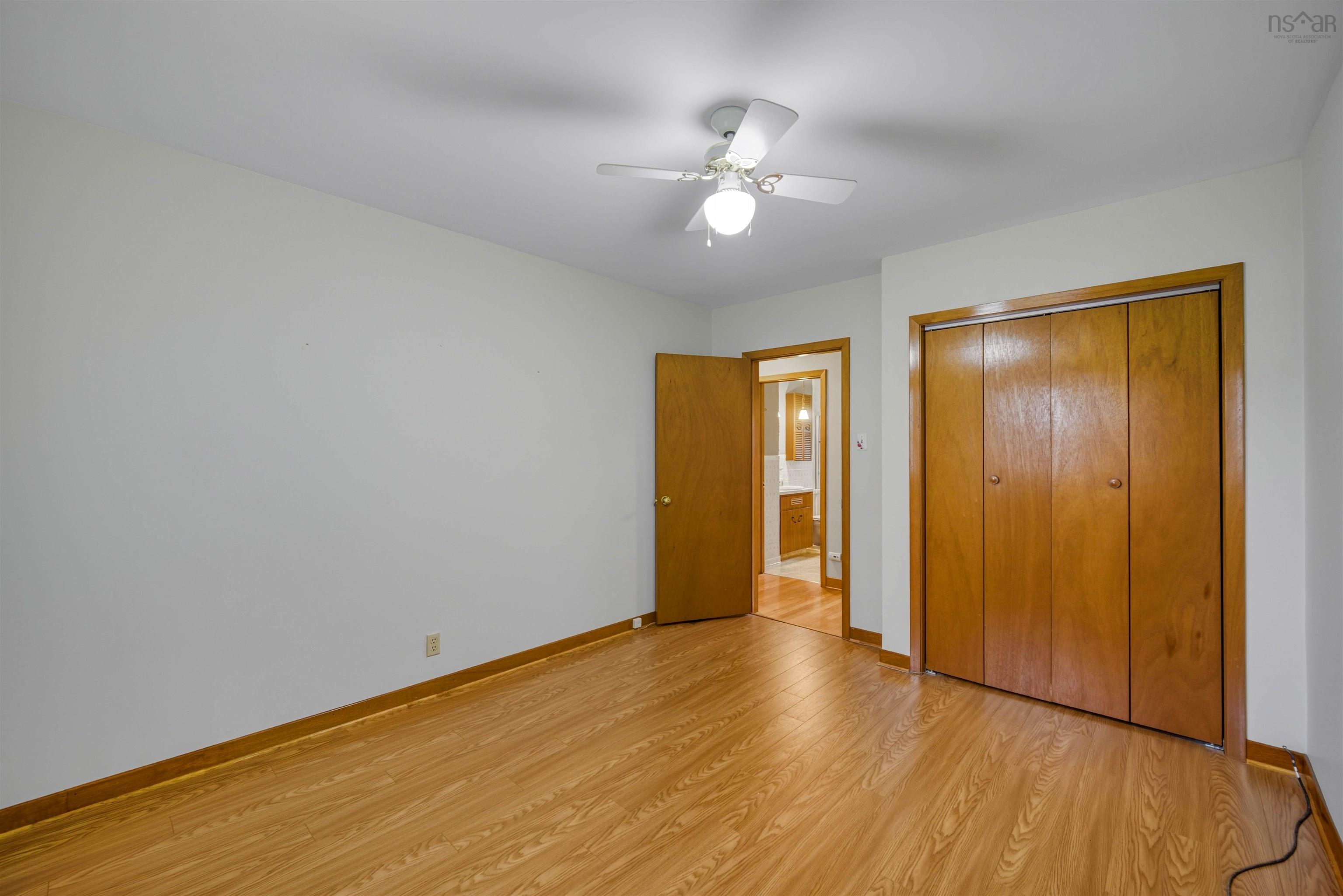 View image 18