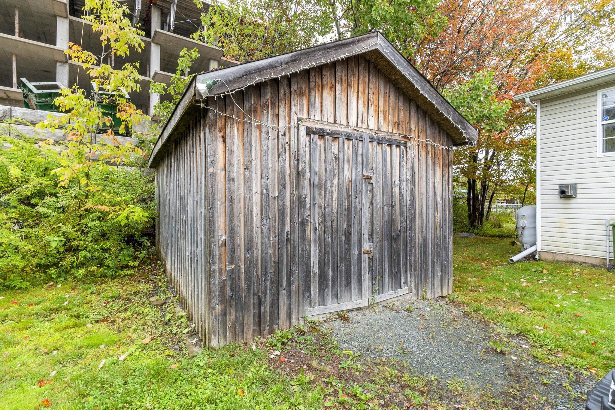 View image 28