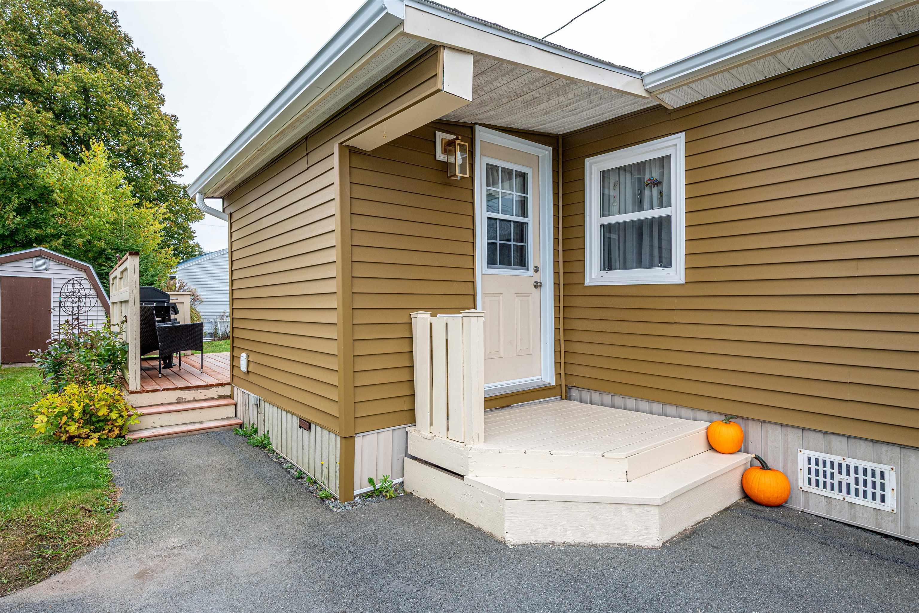 View image 28
