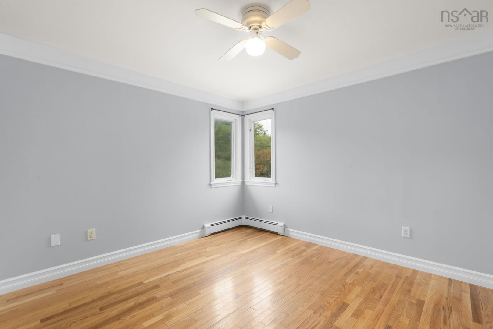View image 9
