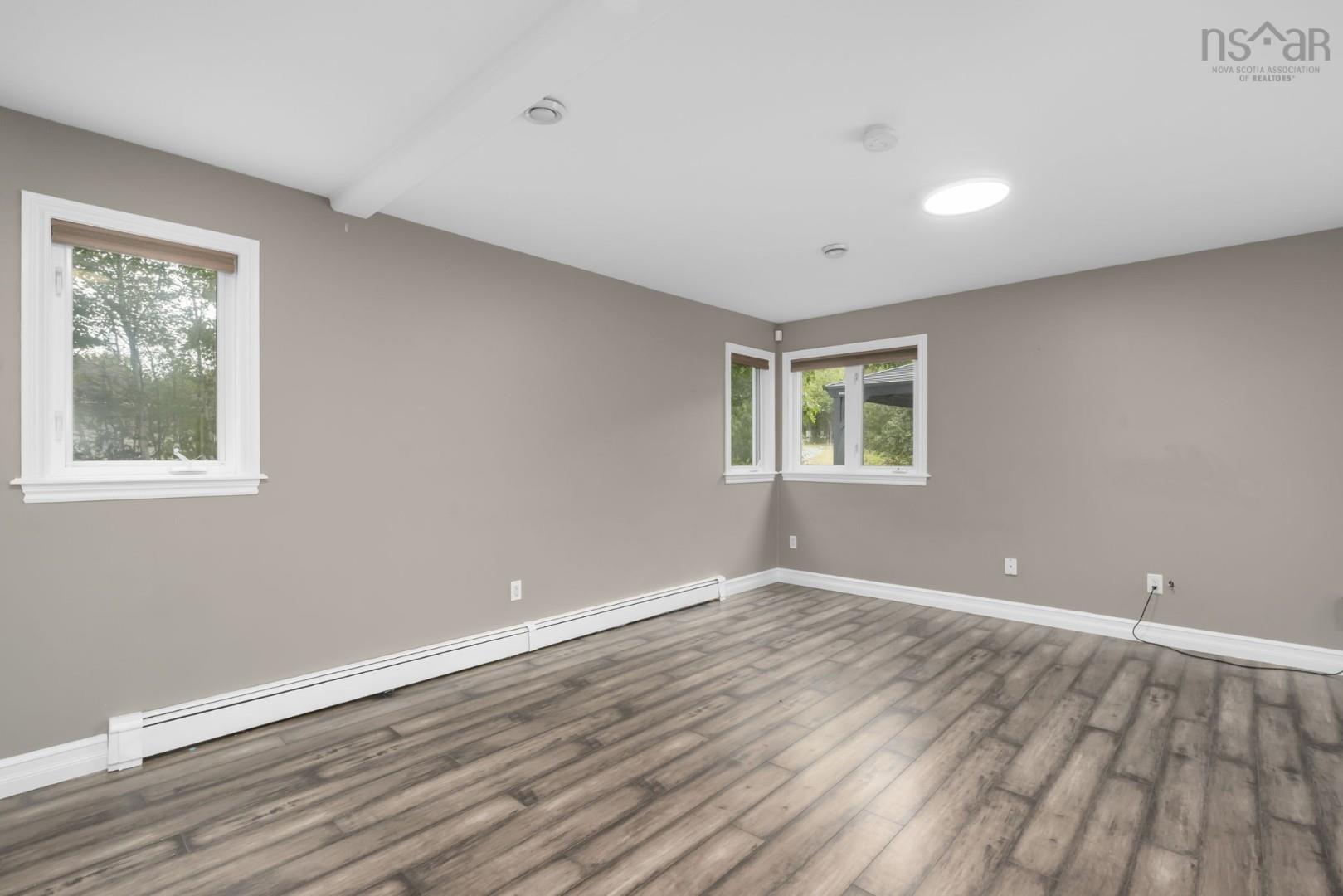 View image 19