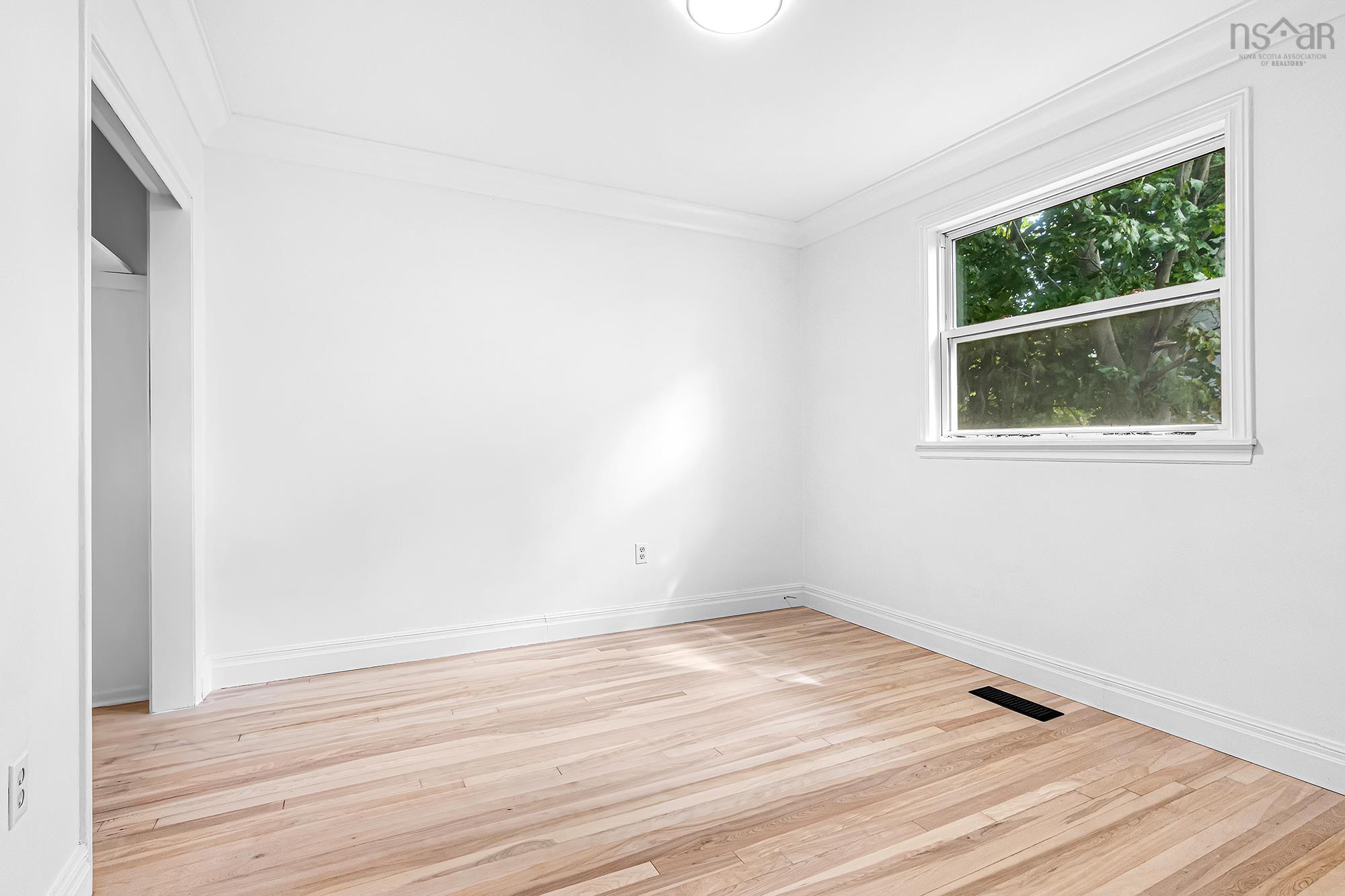 View image 8